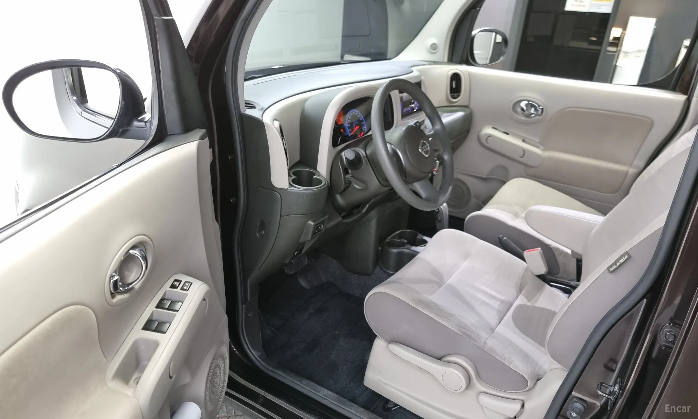 Nissan Cube превью 11