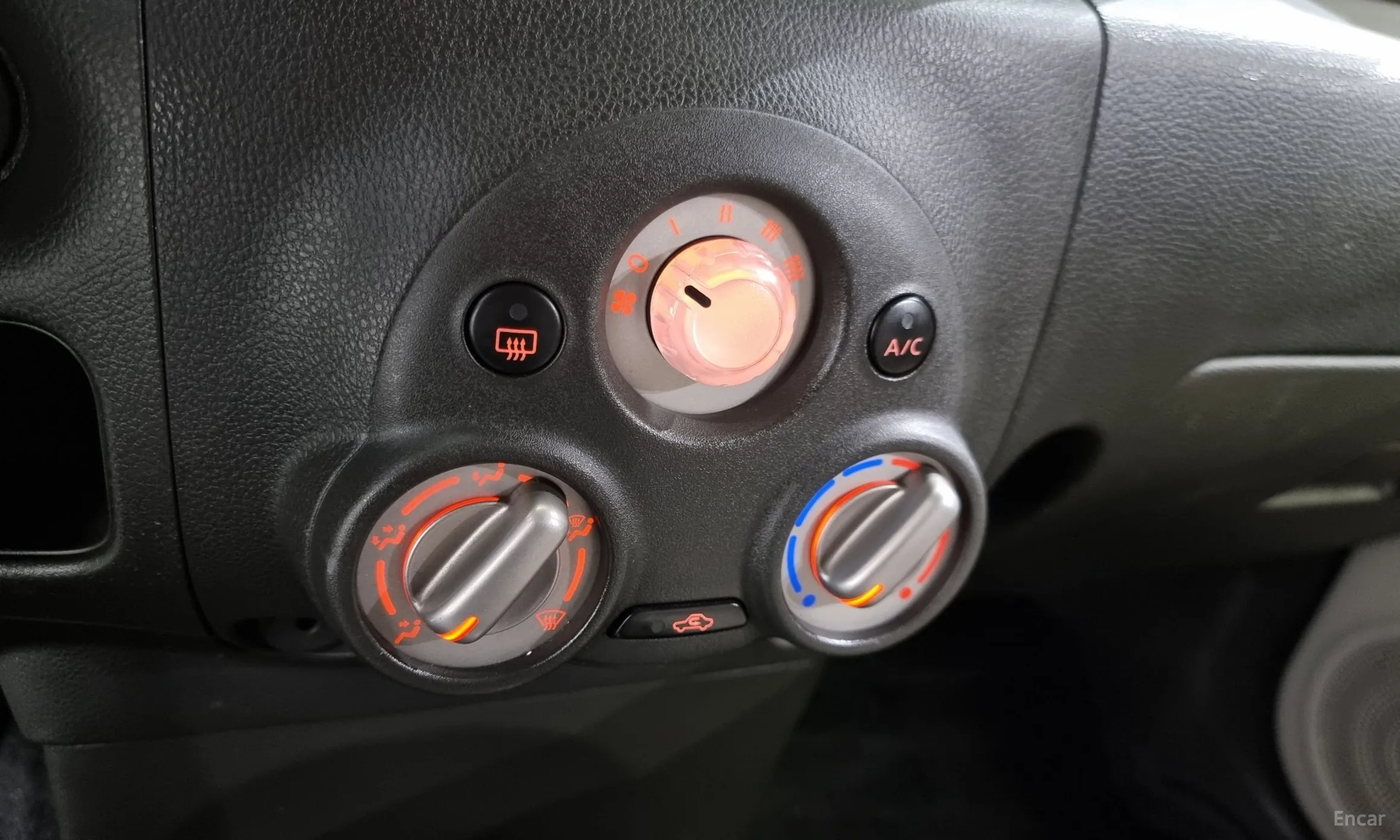 Nissan Cube превью 16