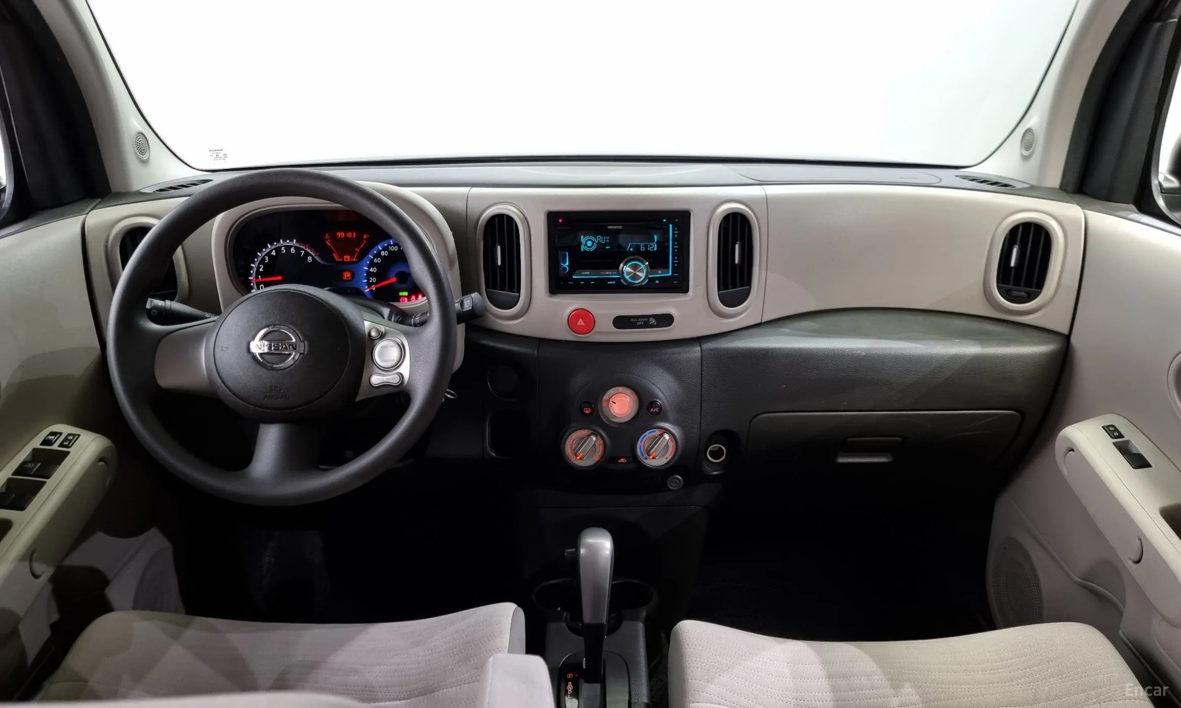 Nissan Cube превью 7