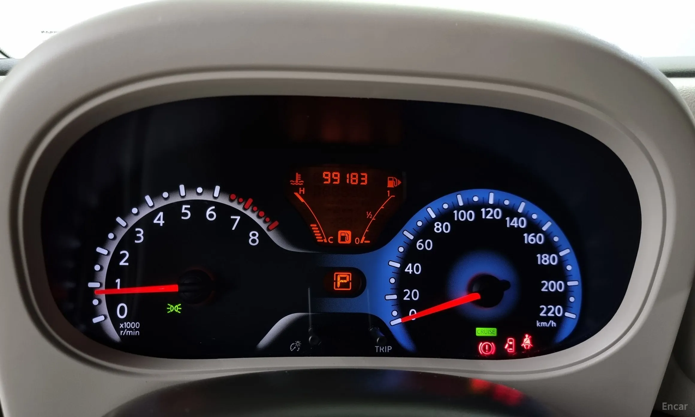 Nissan Cube превью 8