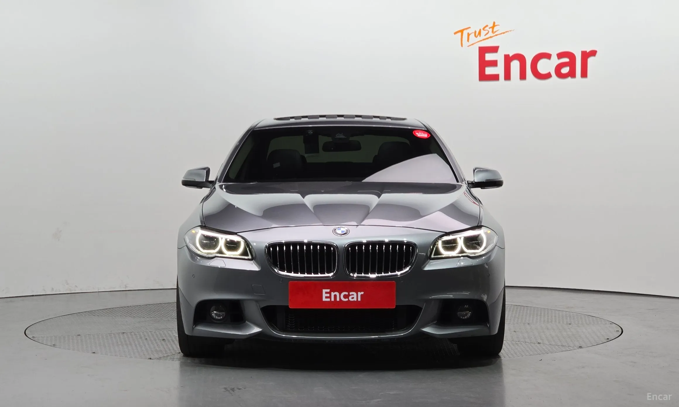 BMW 5 Series (F10) превью 2
