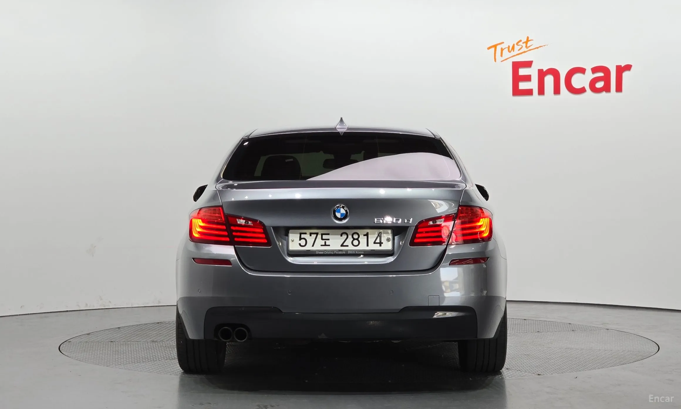 BMW 5 Series (F10) превью 3