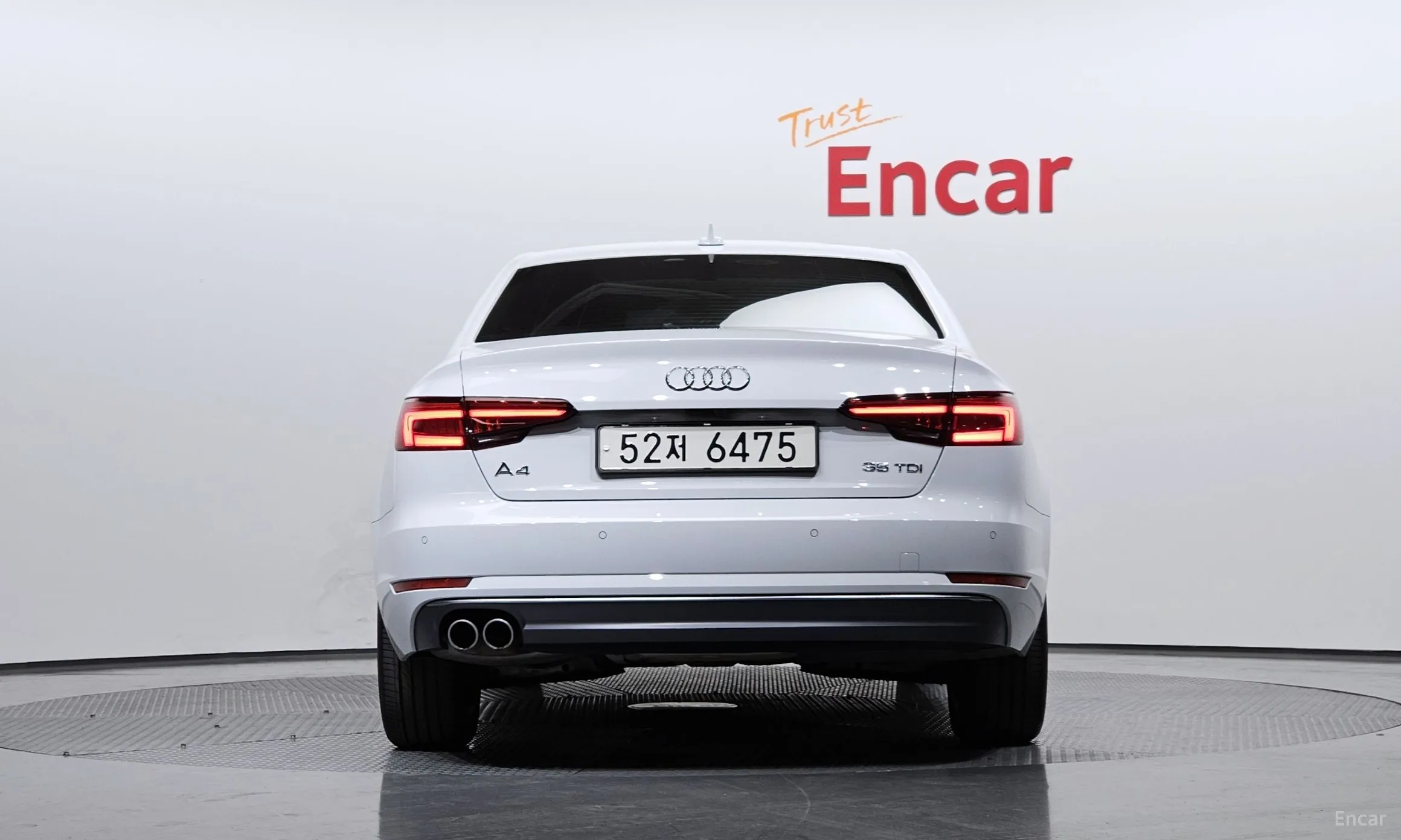 Audi A4 (B9) превью 3