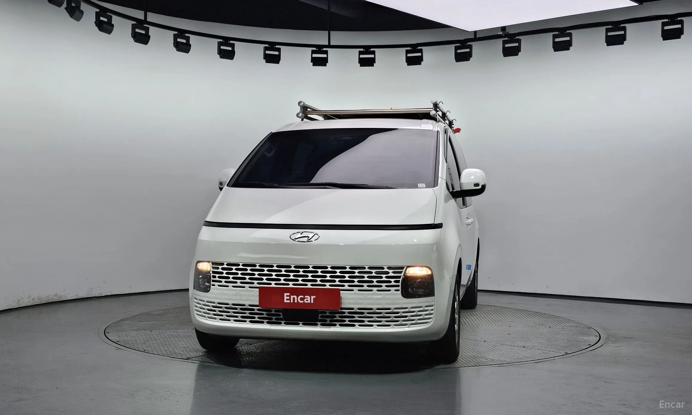 Hyundai Staria превью 2