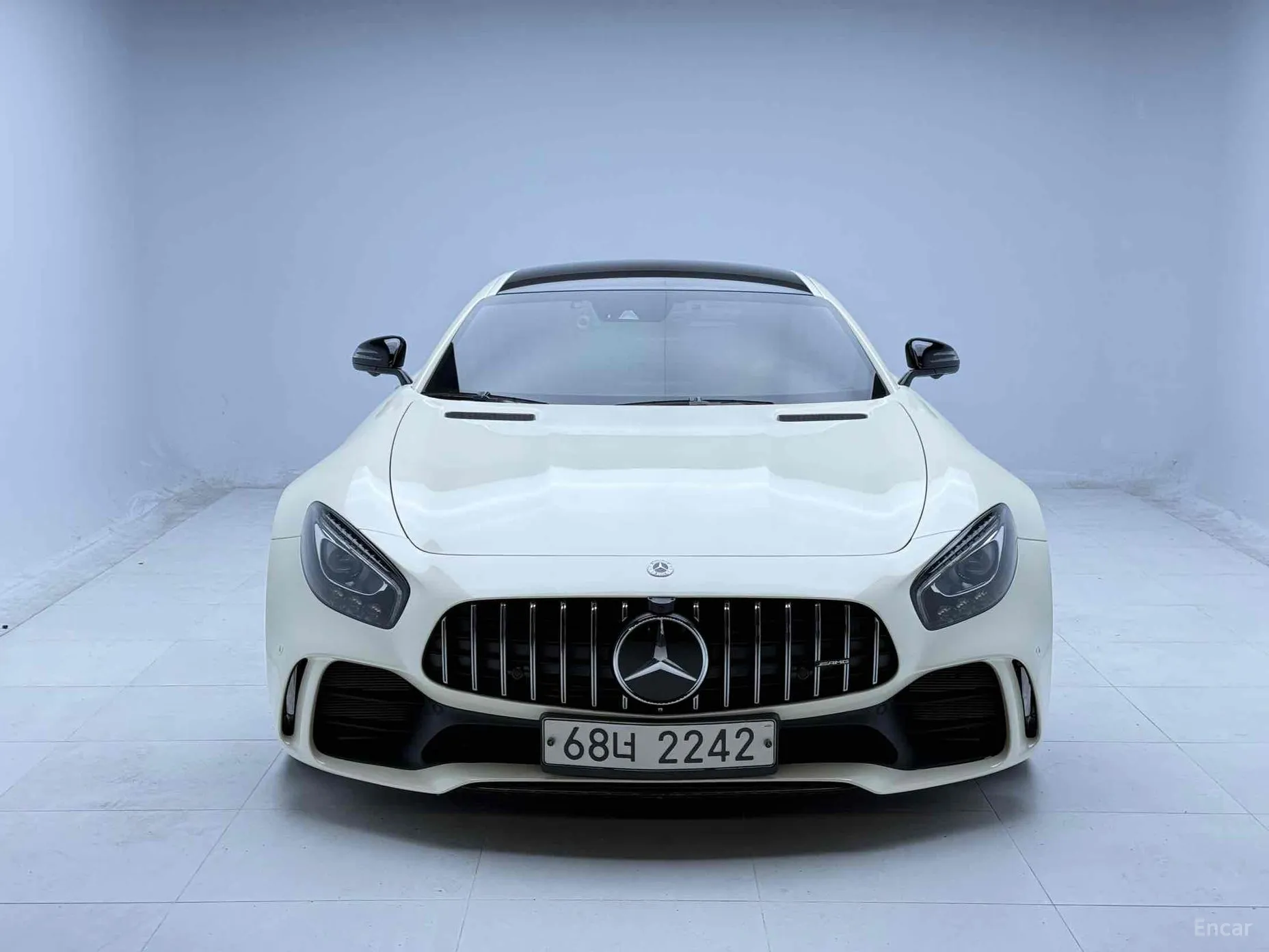 Mercedes Benz AMG GT