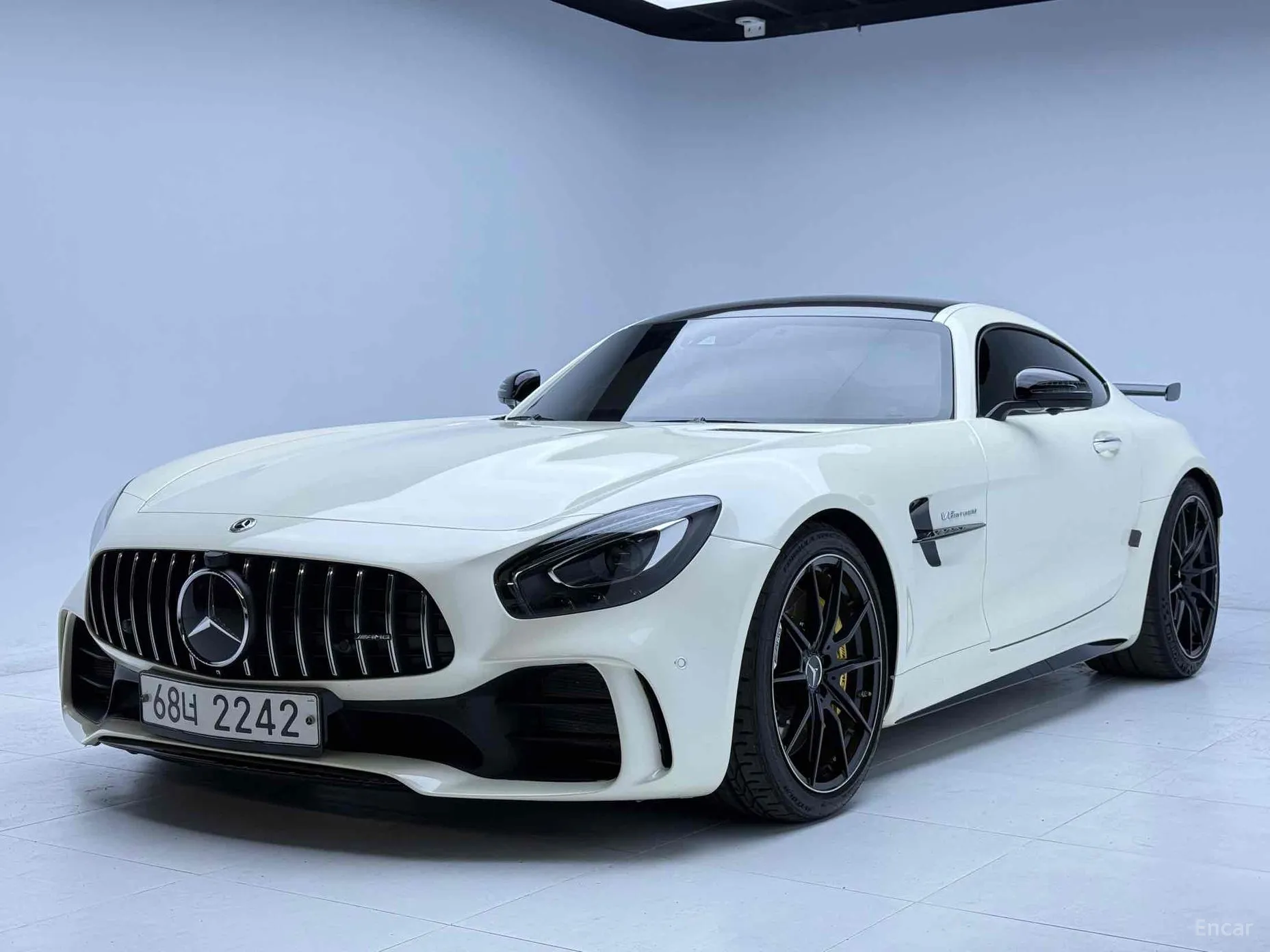 Mercedes Benz AMG GT