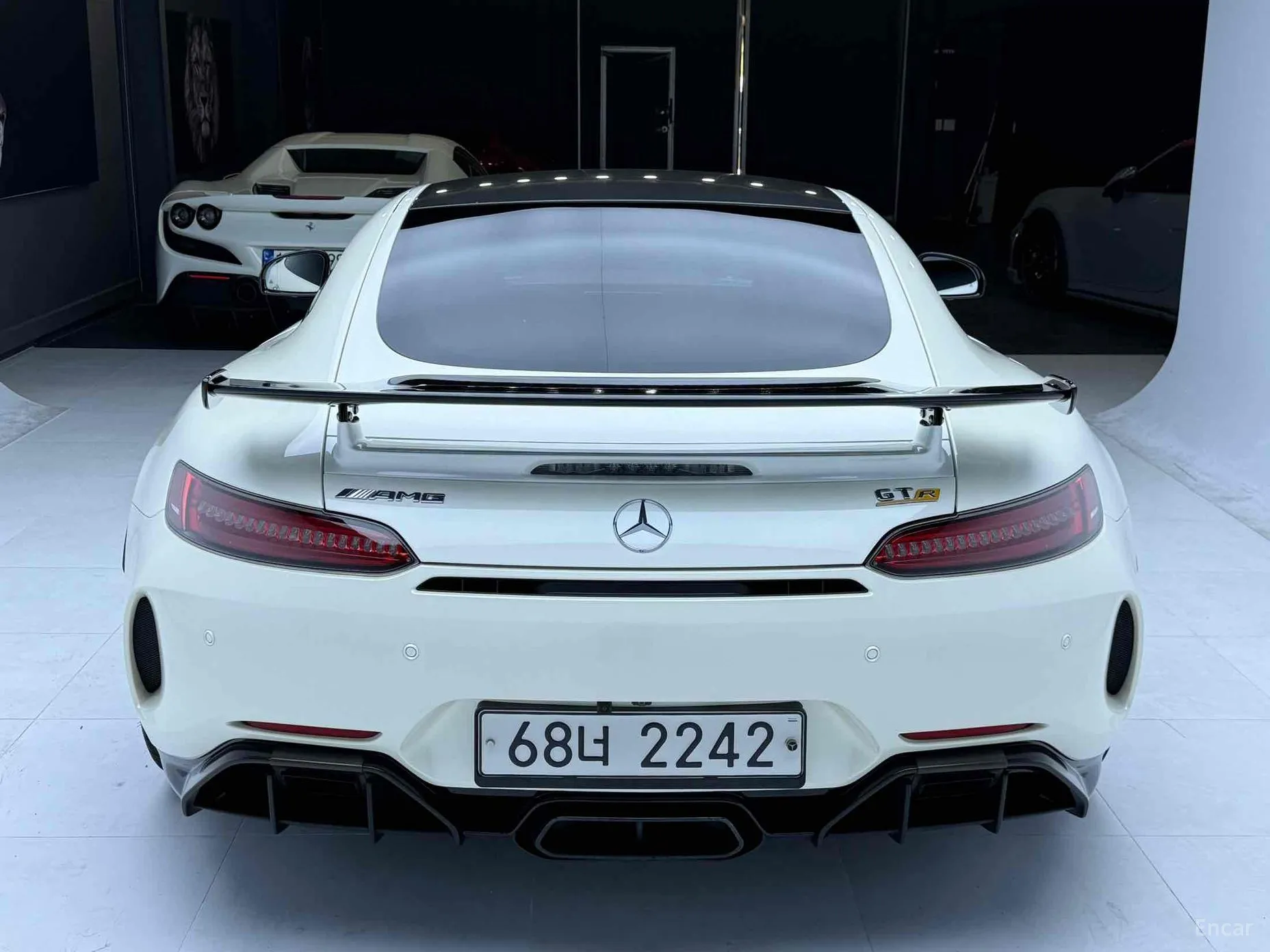 Mercedes Benz AMG GT превью 3