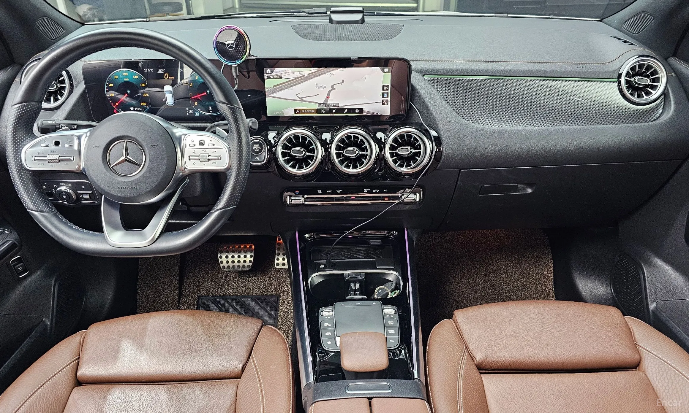 Mercedes Benz GLA-Class H247 превью 4