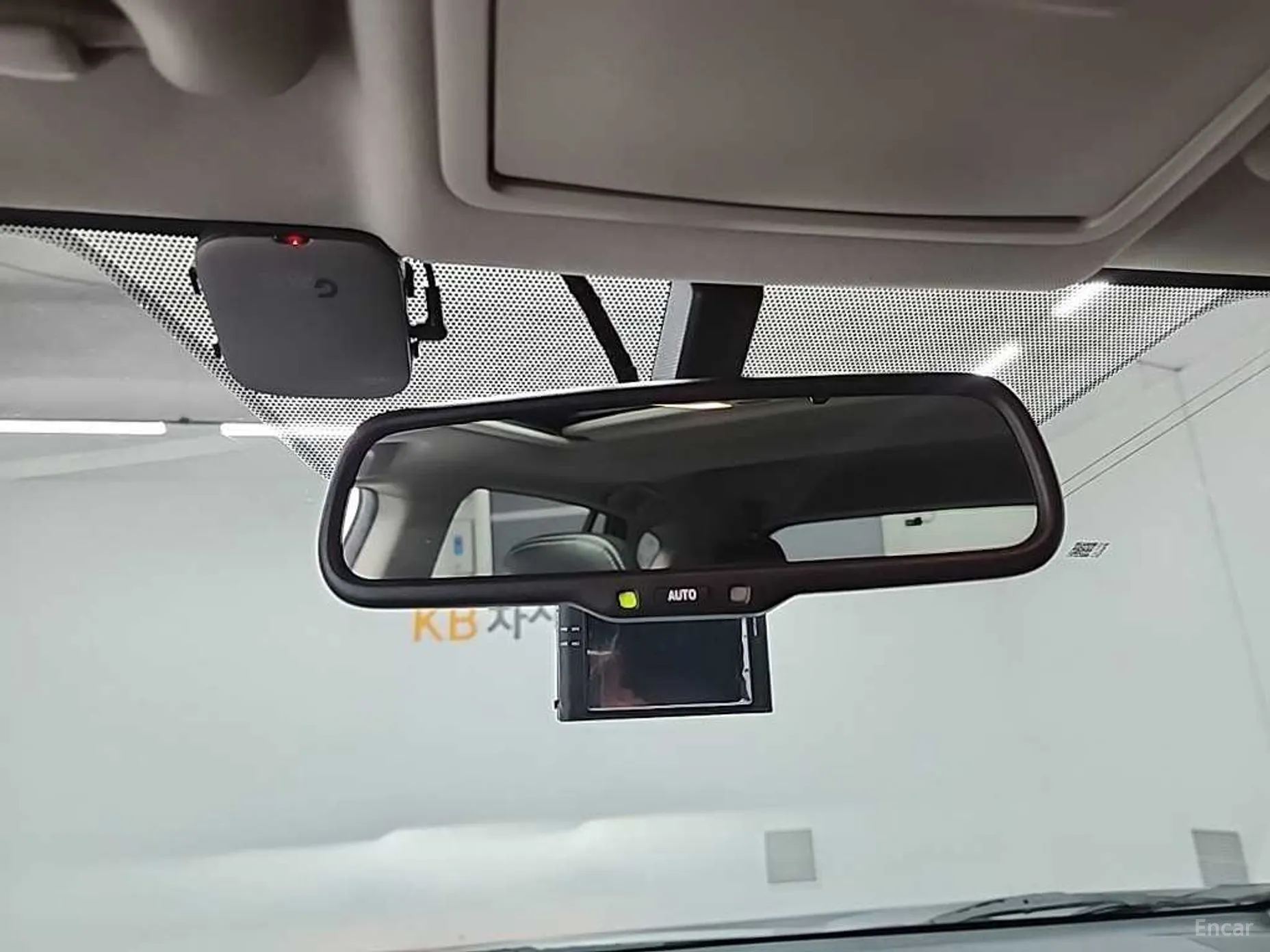 Toyota RAV4 превью 16