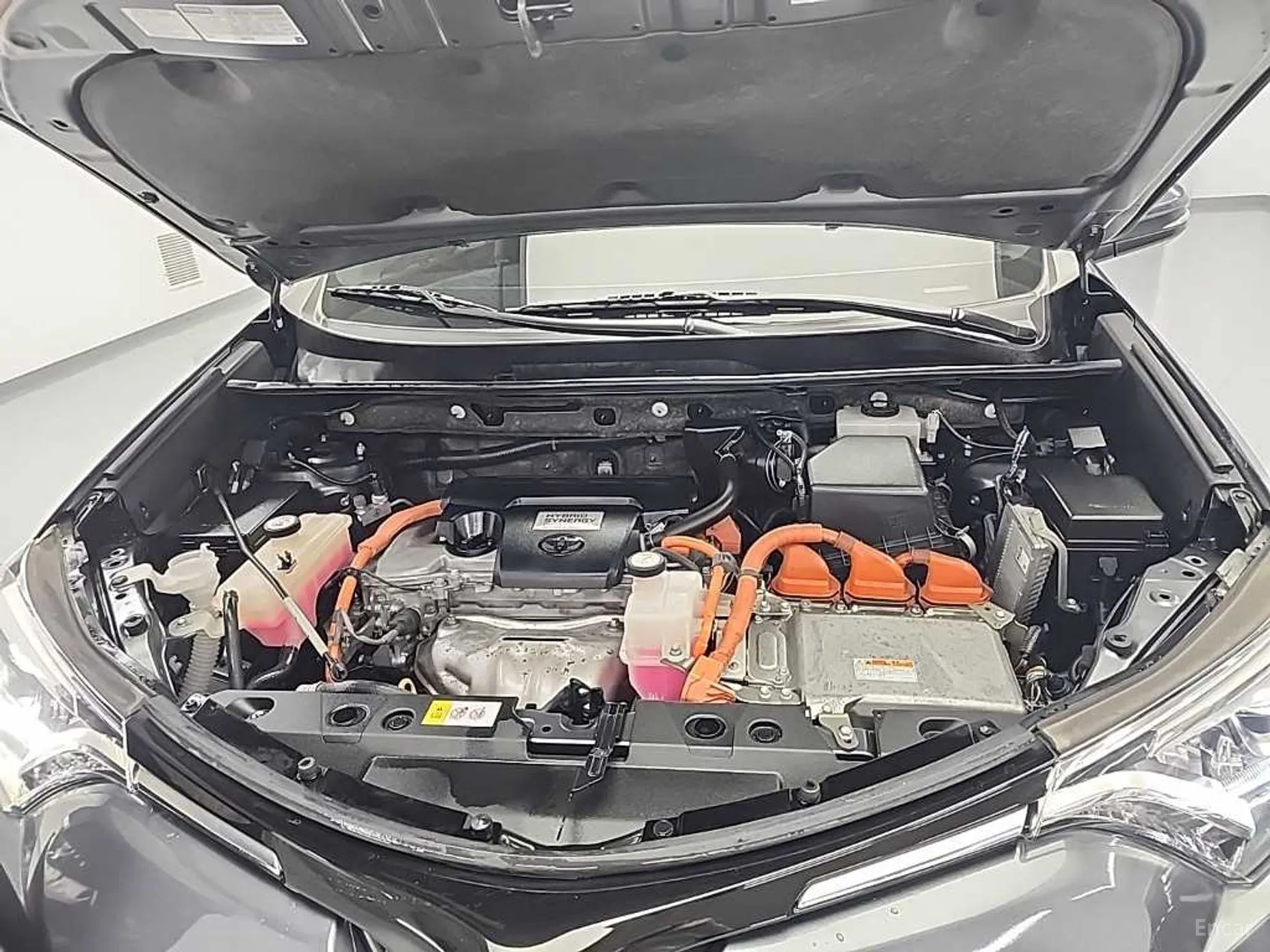 Toyota RAV4 превью 5
