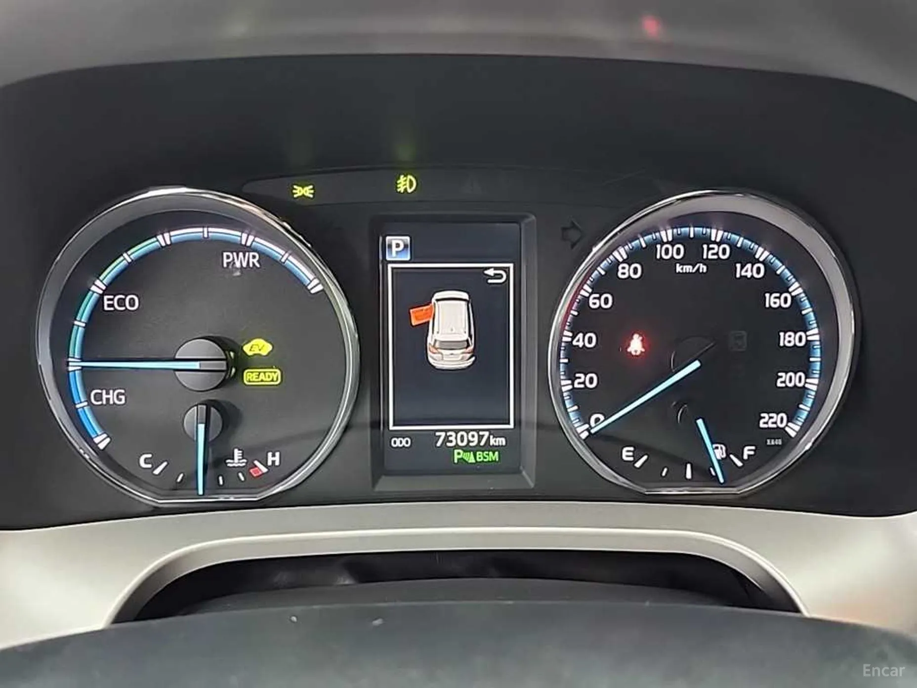 Toyota RAV4 превью 6