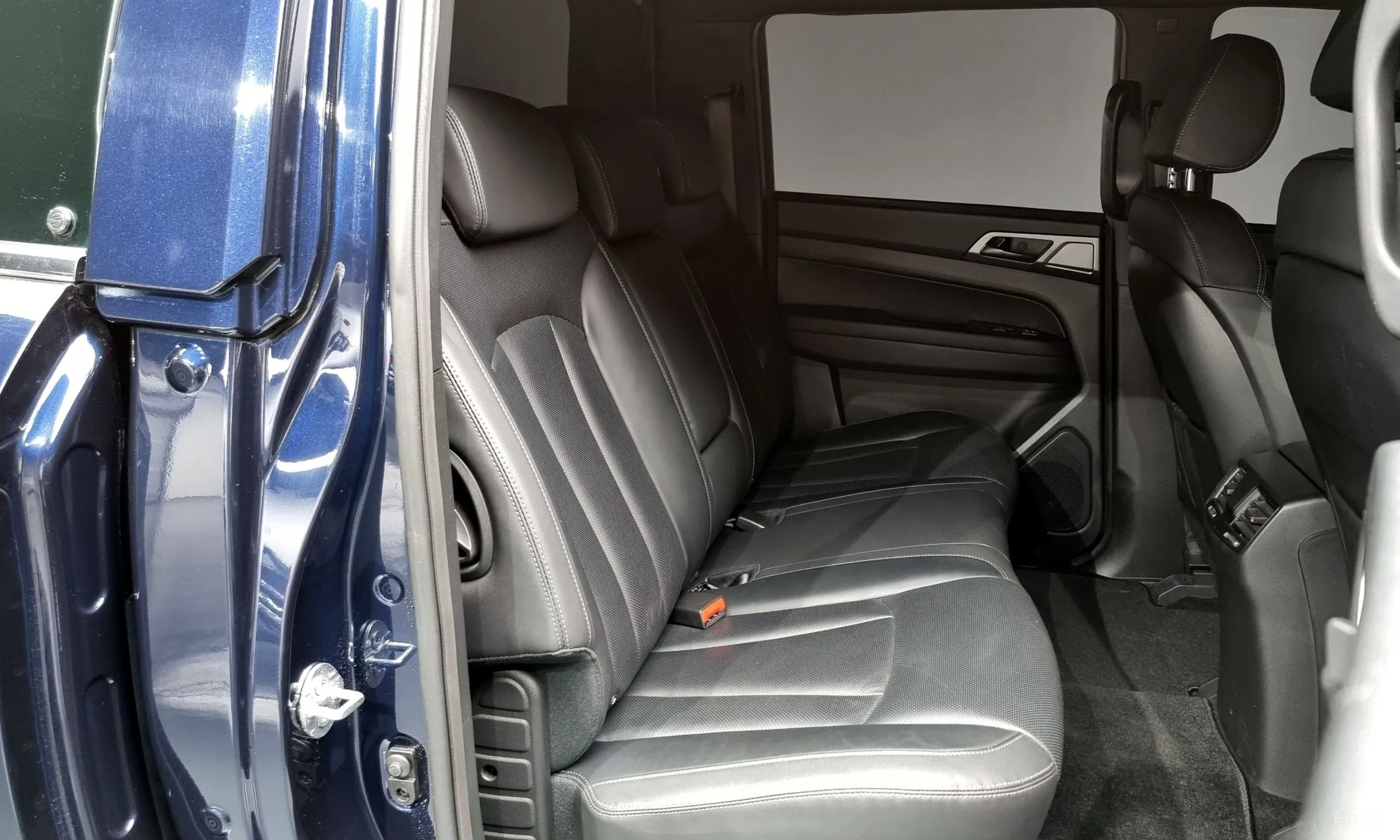 KG Mobility (SsangYong) Rexton Sports Khan превью 12