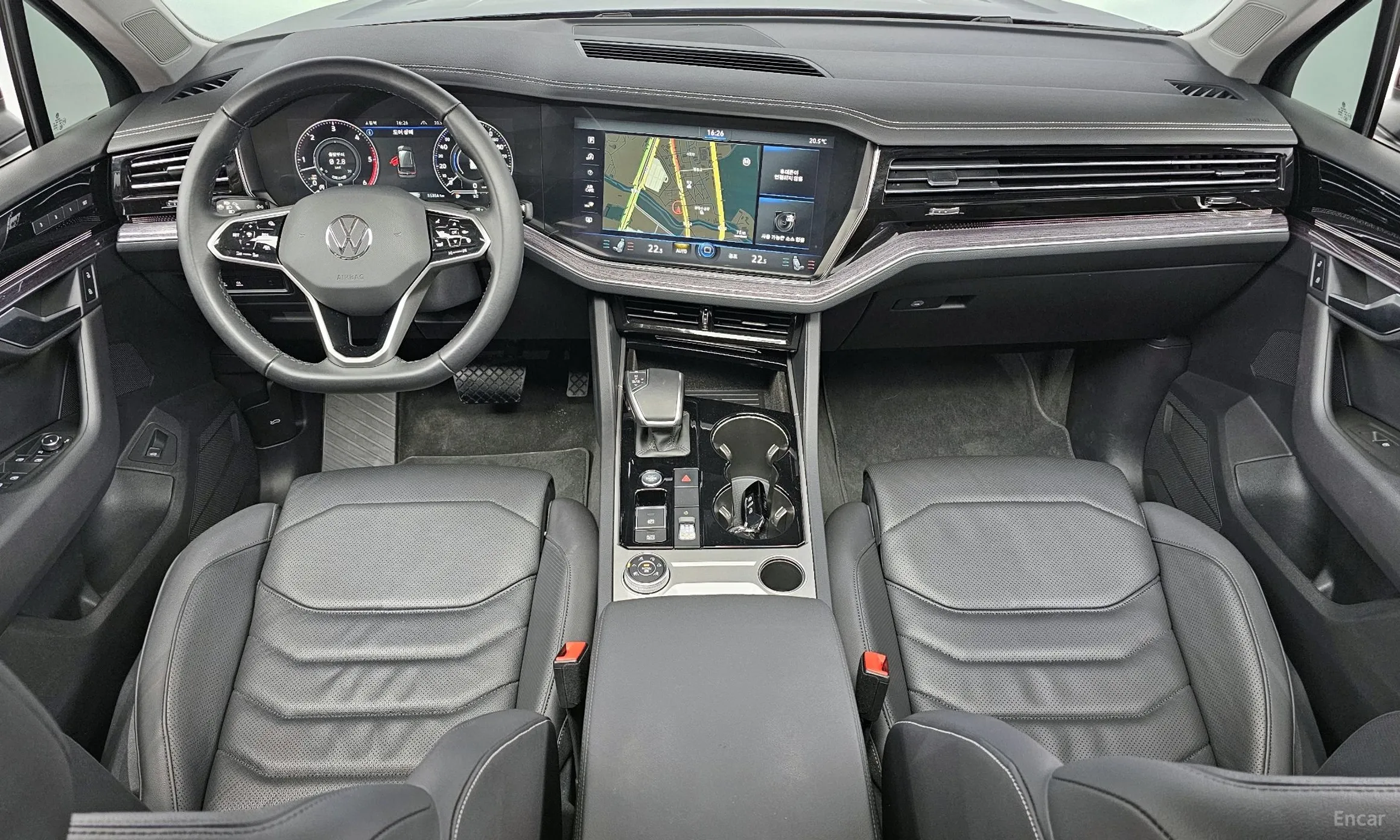 Volkswagen Touareg 3rd Generation превью 4