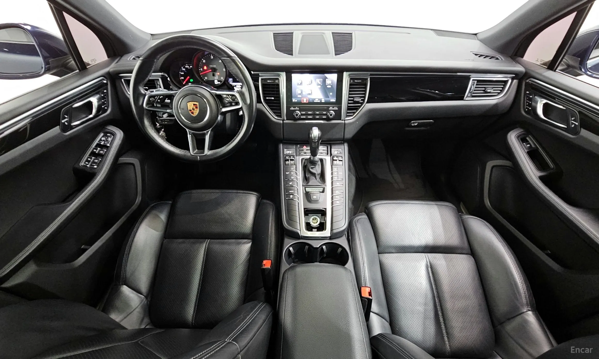 Porsche Macan превью 4