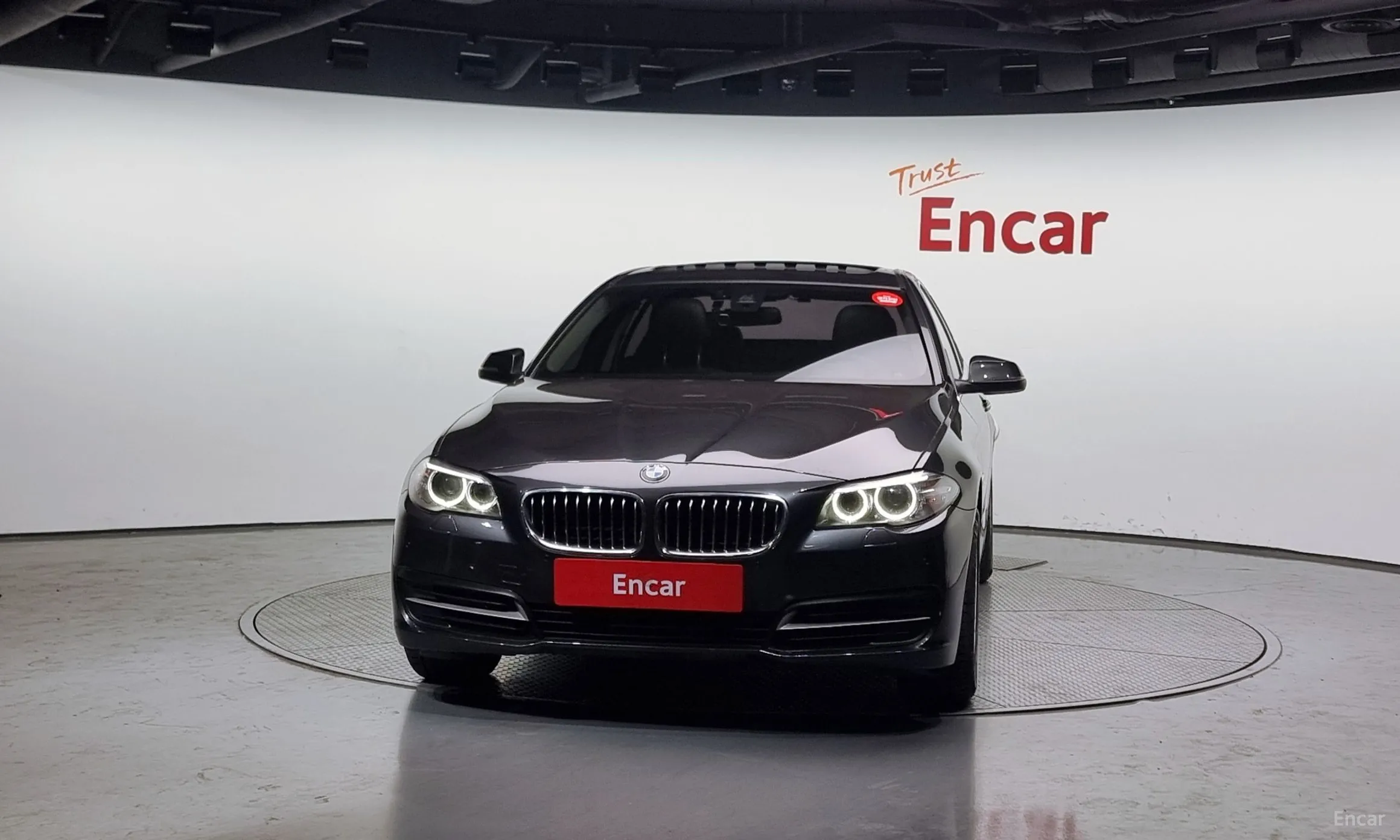 BMW 5 Series (F10) превью 2