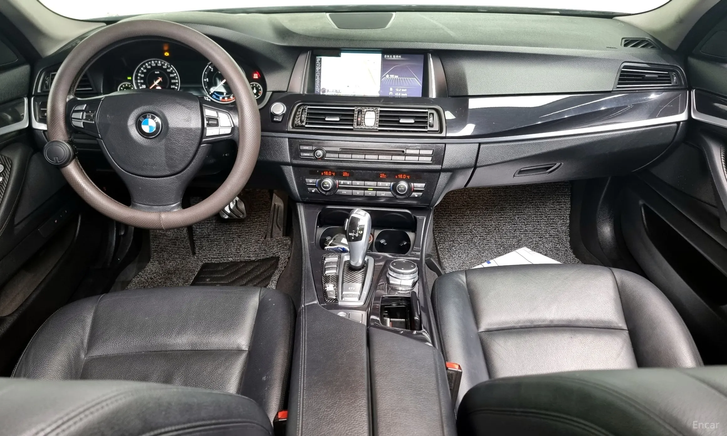 BMW 5 Series (F10) превью 4