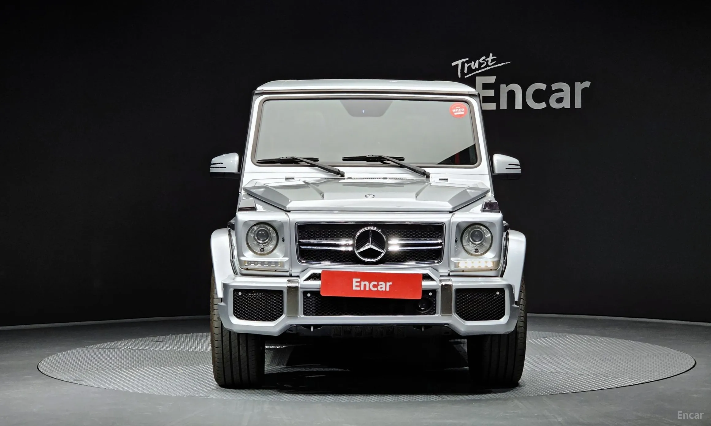 Mercedes Benz G-Class W463