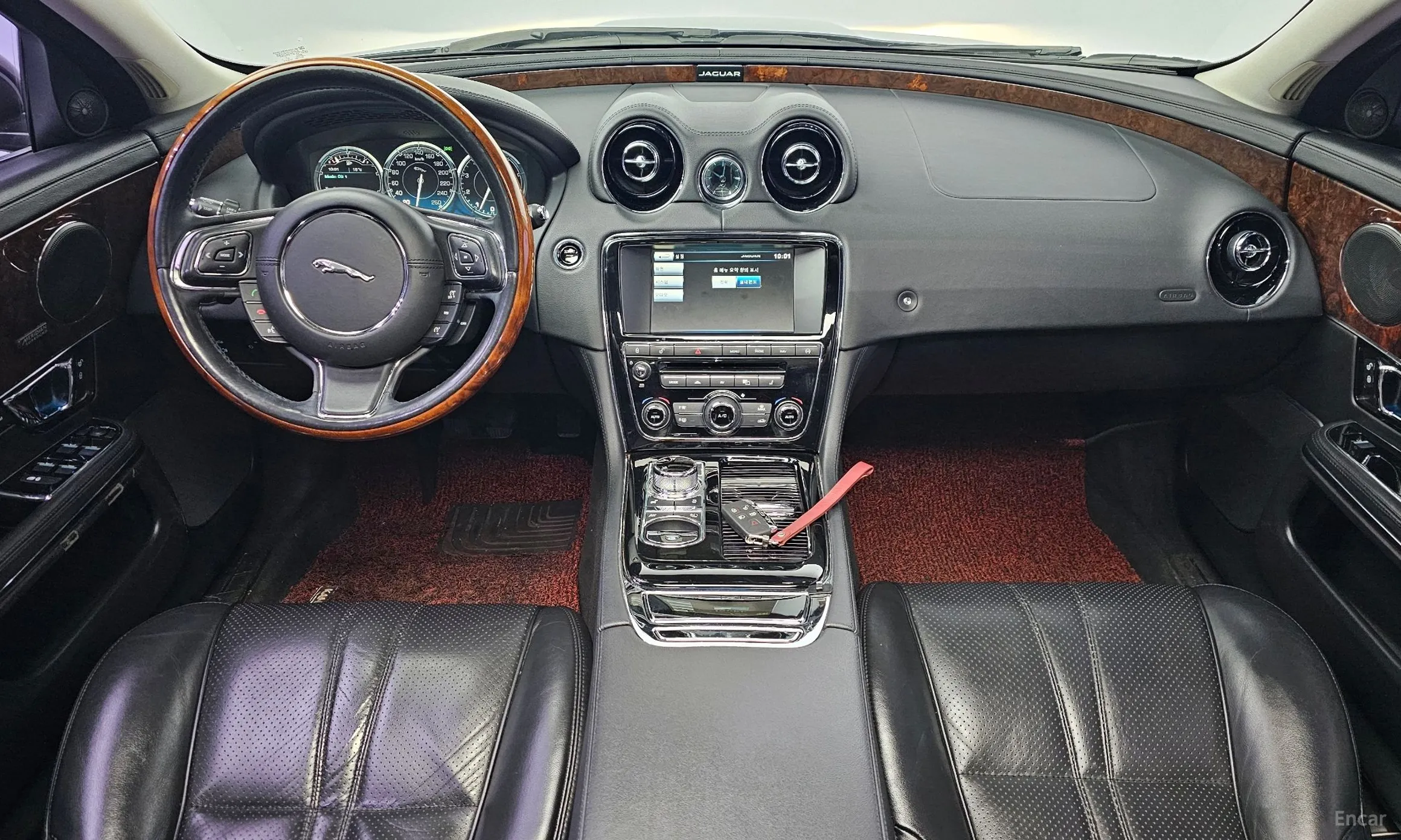 Jaguar All New XJ превью 7