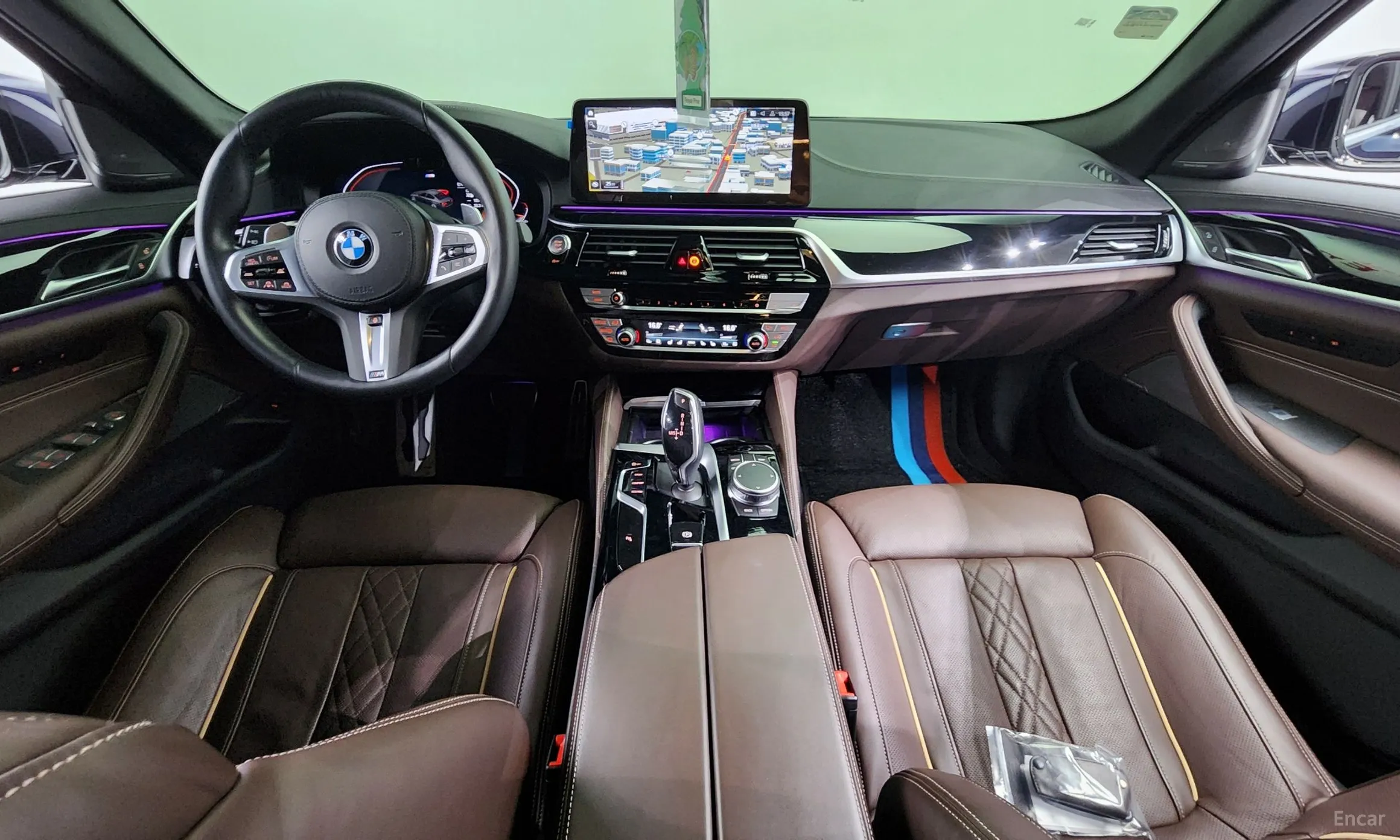 BMW 5 Series (G30) превью 4