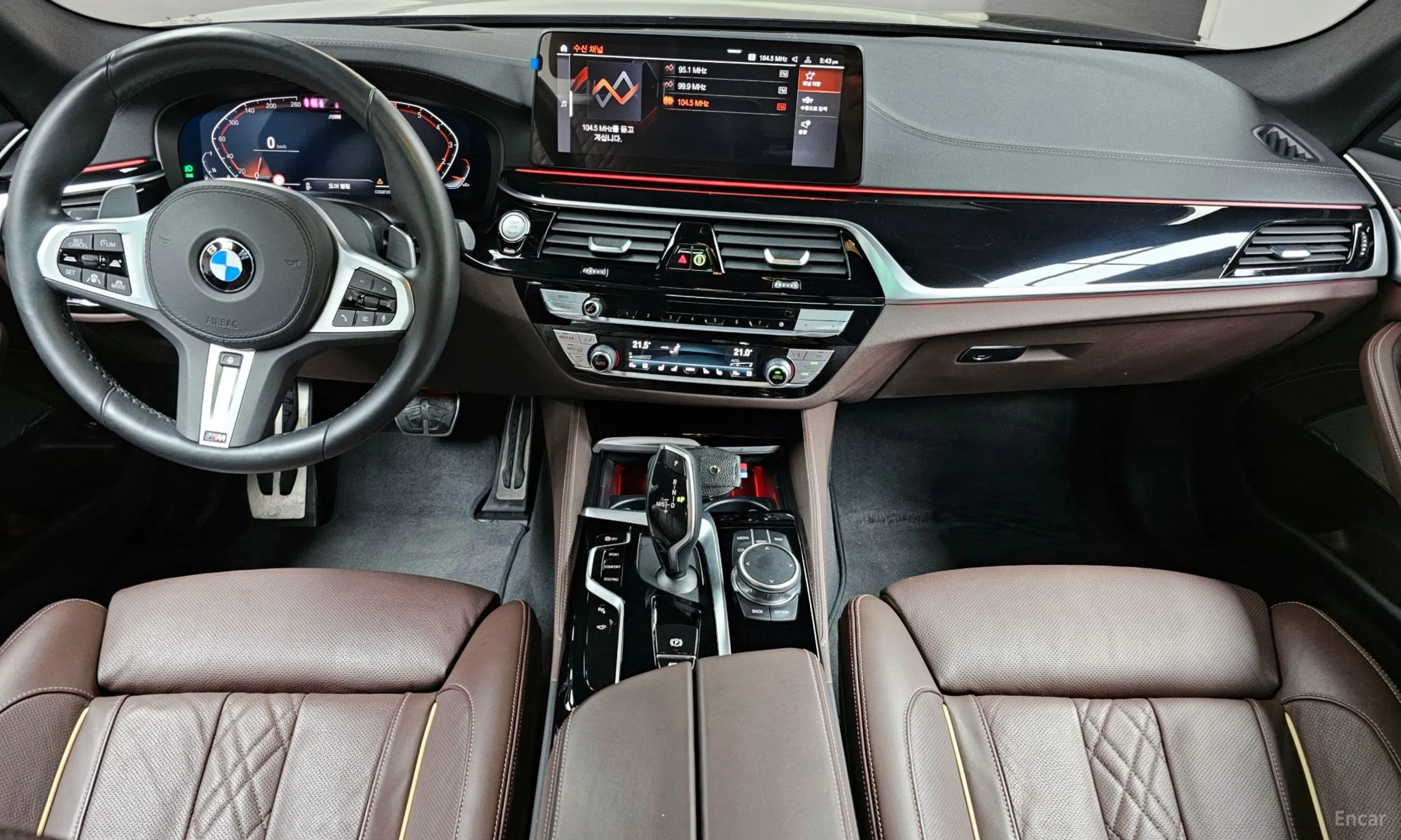 BMW 5 Series (G30) превью 4