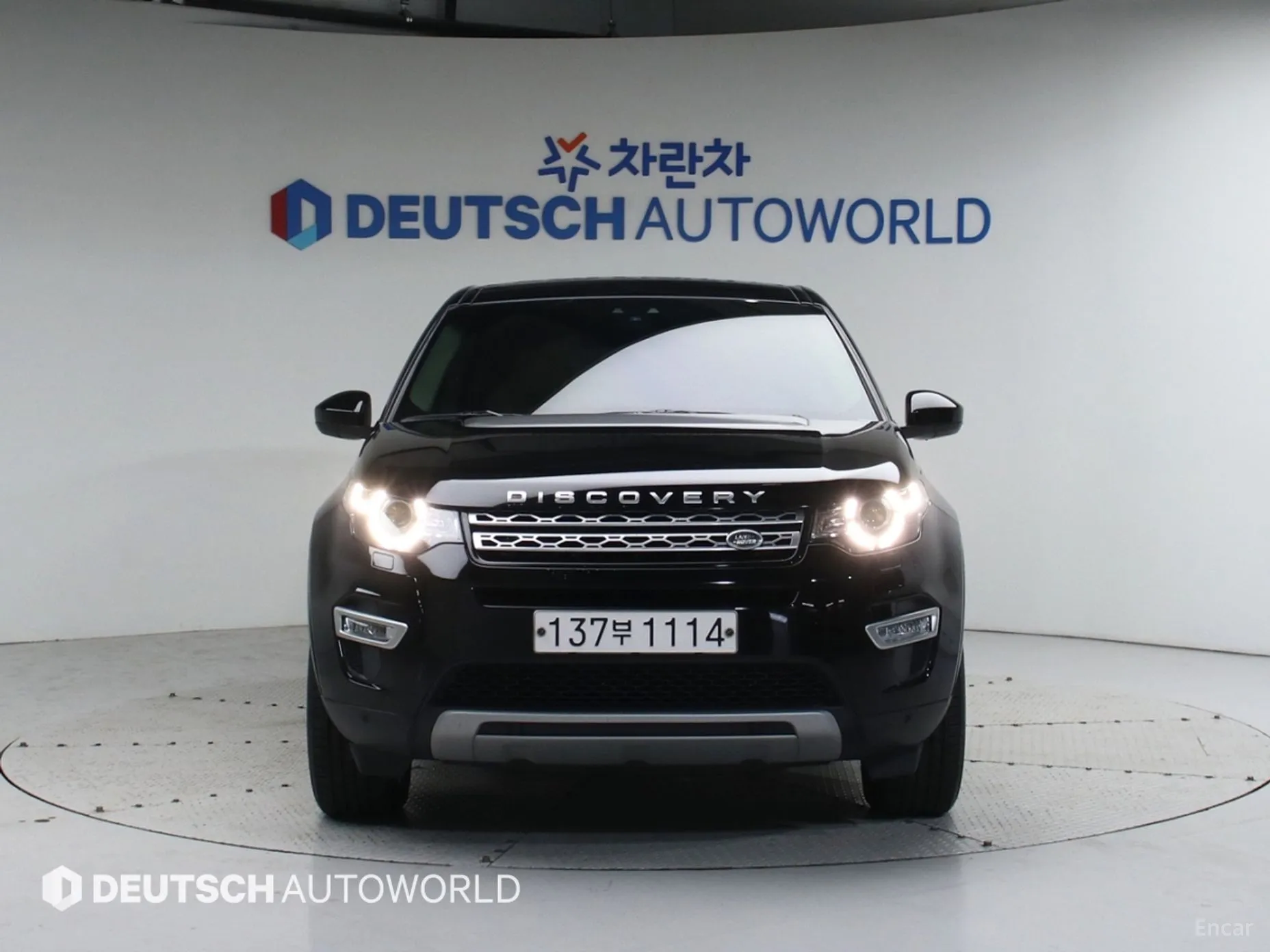 Land Rover Discovery Sports превью 2