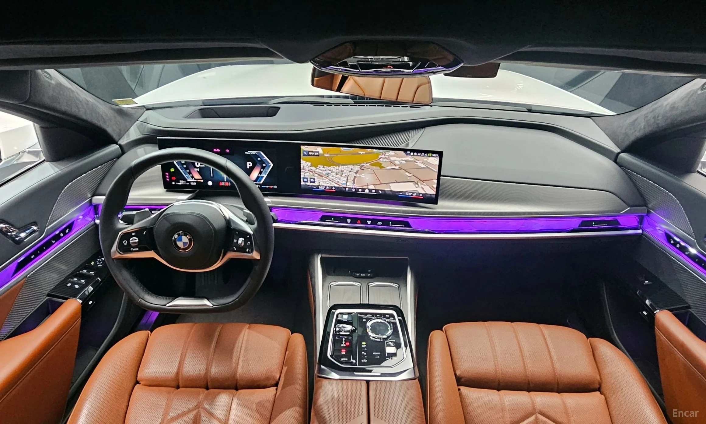 BMW 7 Series (G70) превью 4