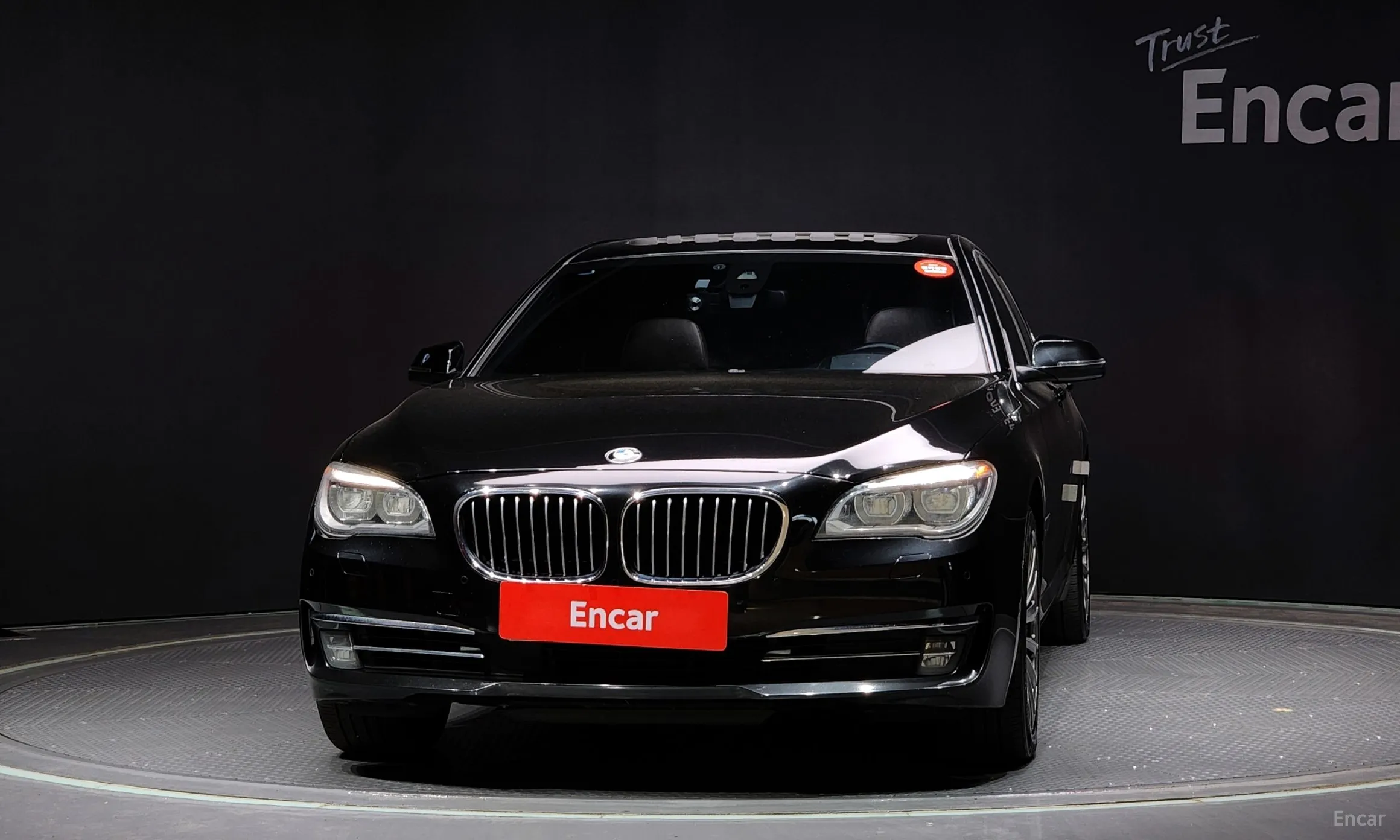 BMW 7 Series (F01) превью 2