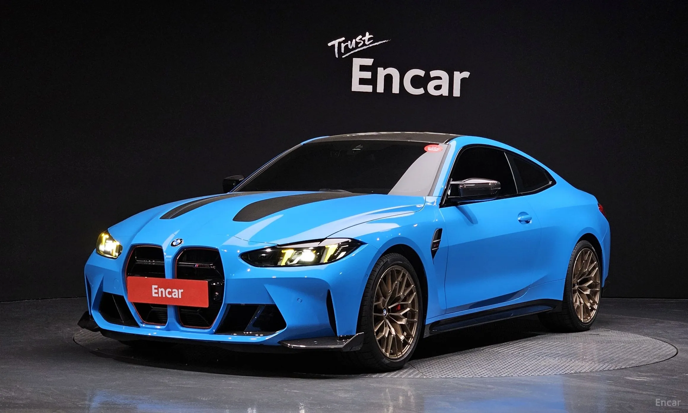 BMW M4 (G82)