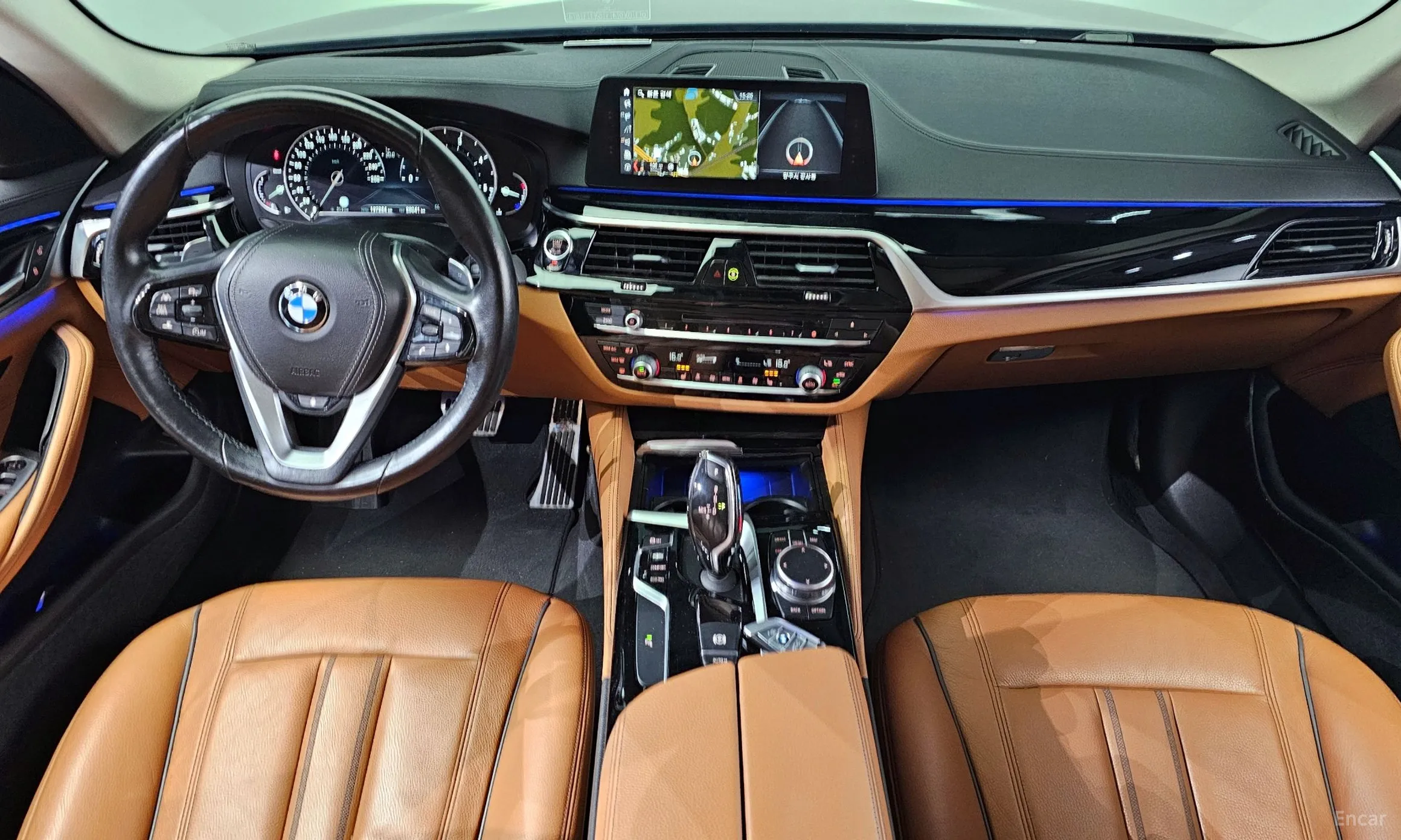 BMW 5 Series (G30) превью 4