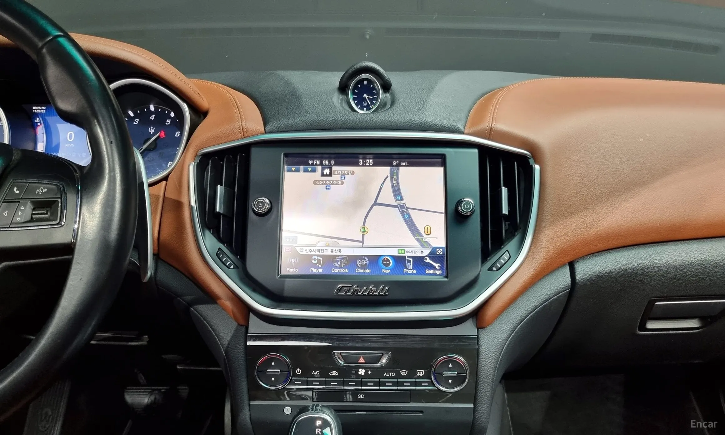 Maserati Ghibli превью 16