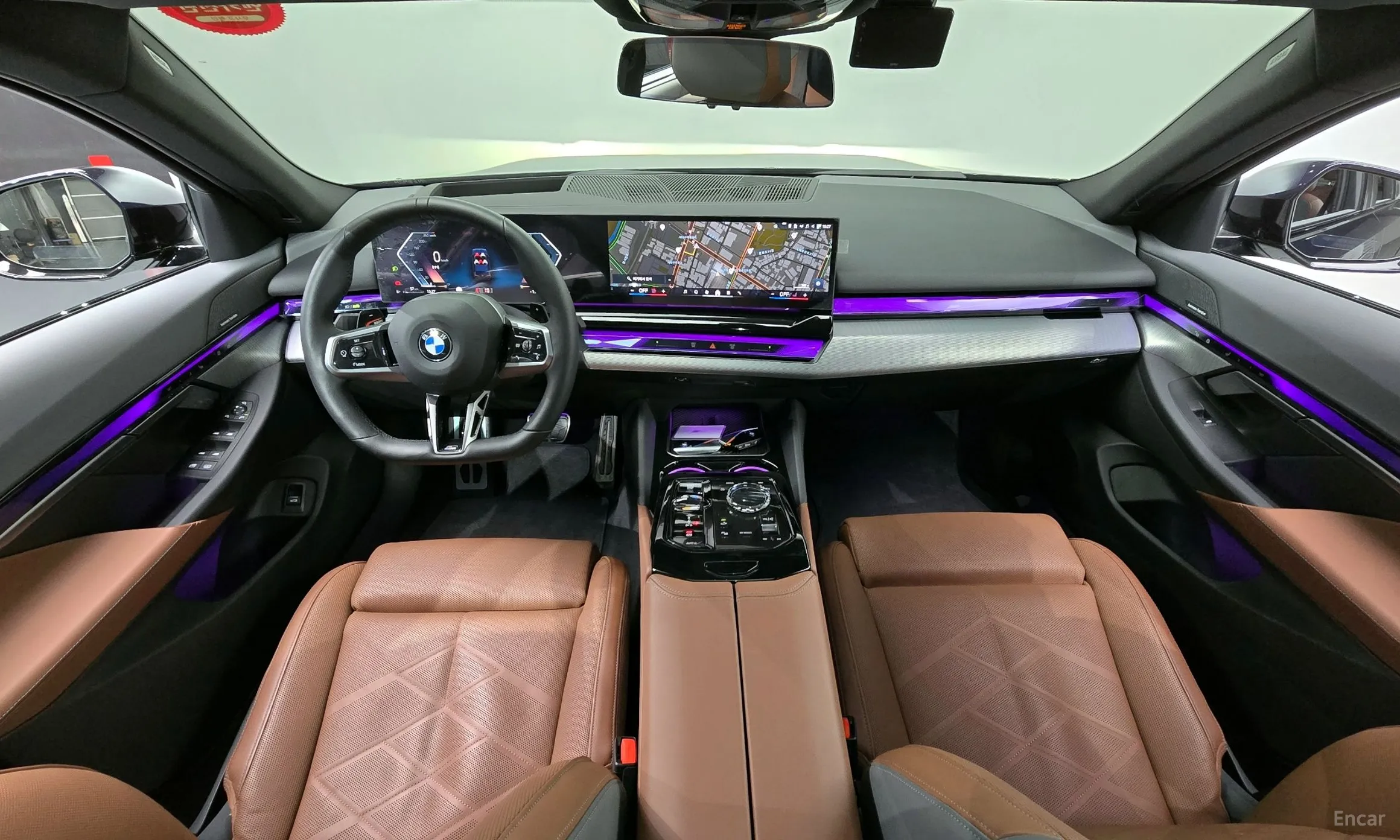 BMW 5 Series (G60) превью 4
