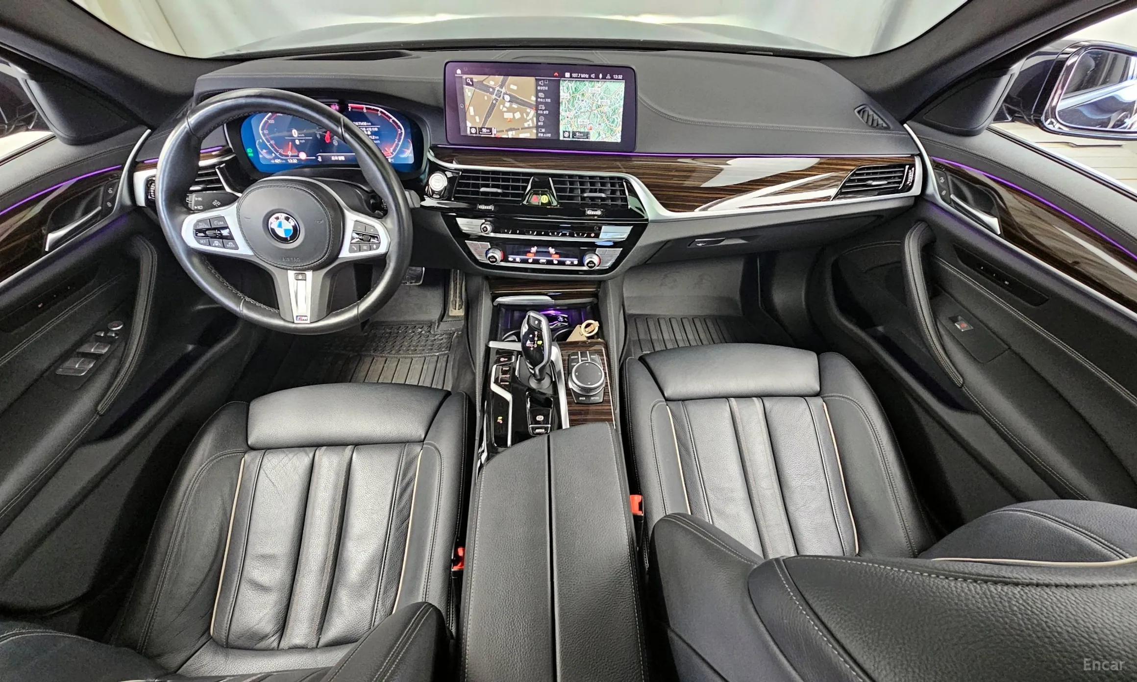 BMW 5 Series (G30) превью 4