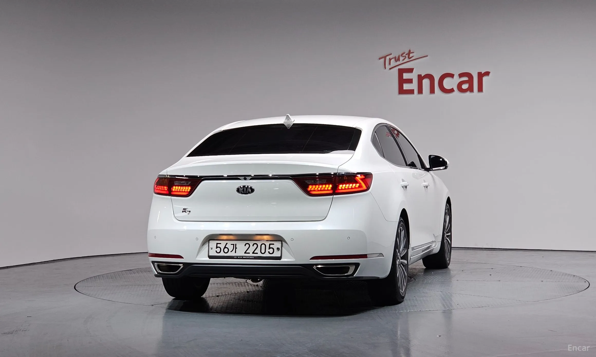 Kia K7 превью 3