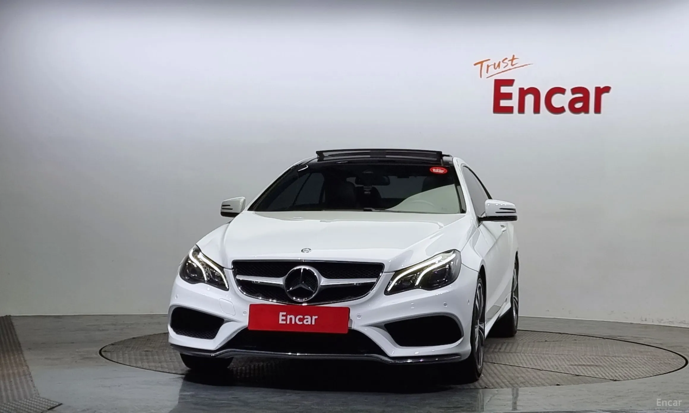 Mercedes Benz E-Class W212 превью 2