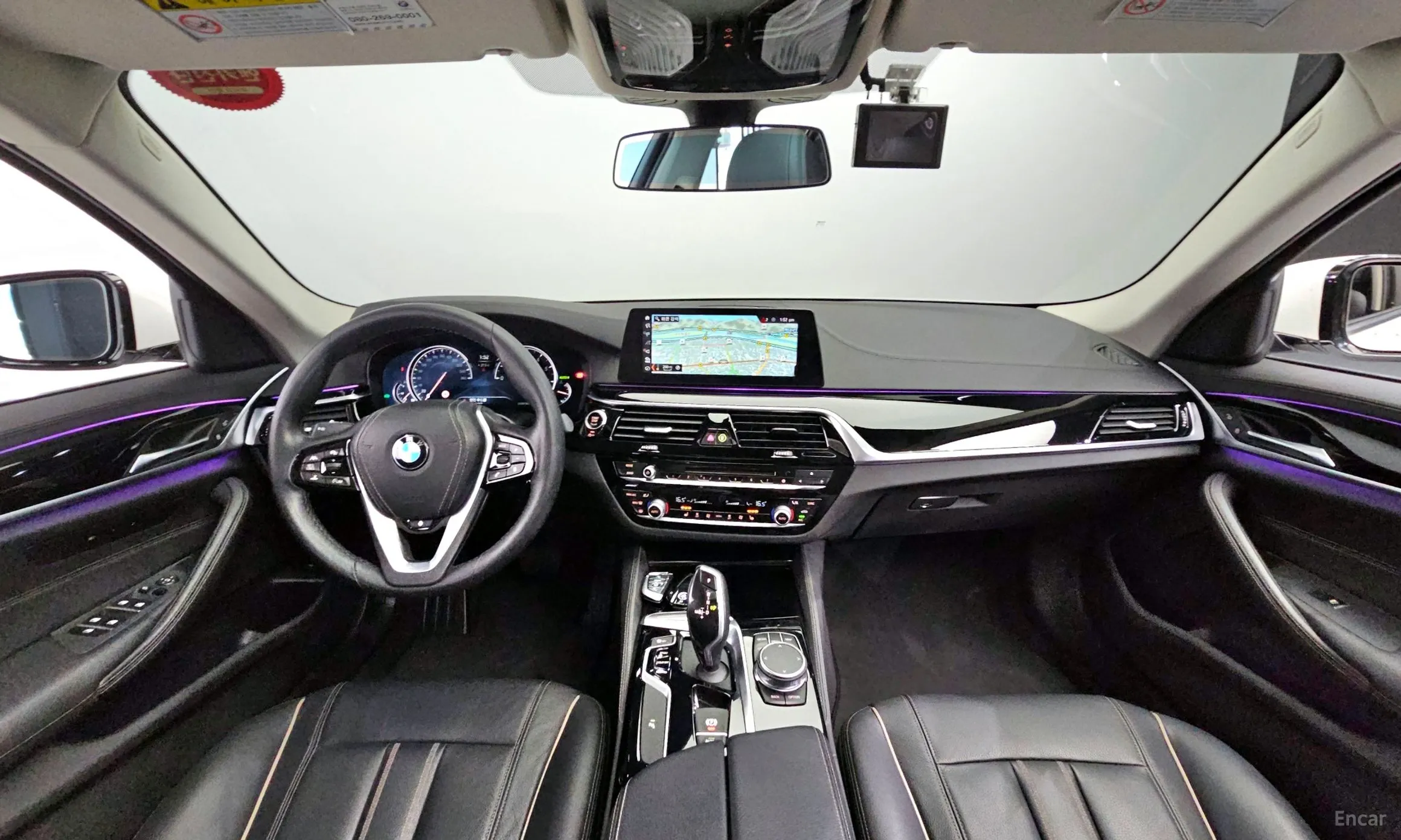 BMW 5 Series (G30) превью 4