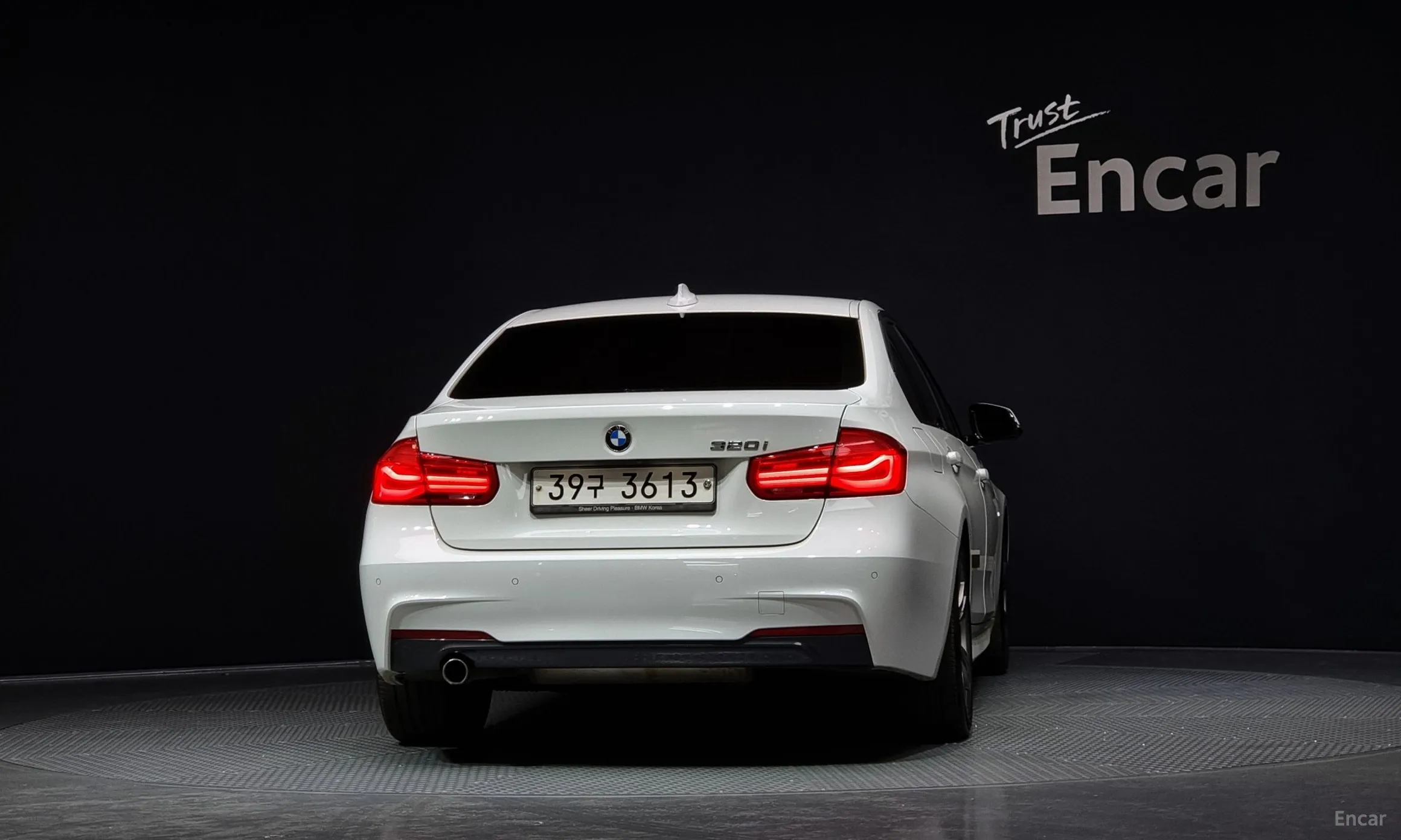 BMW 3 Series (F30) превью 3