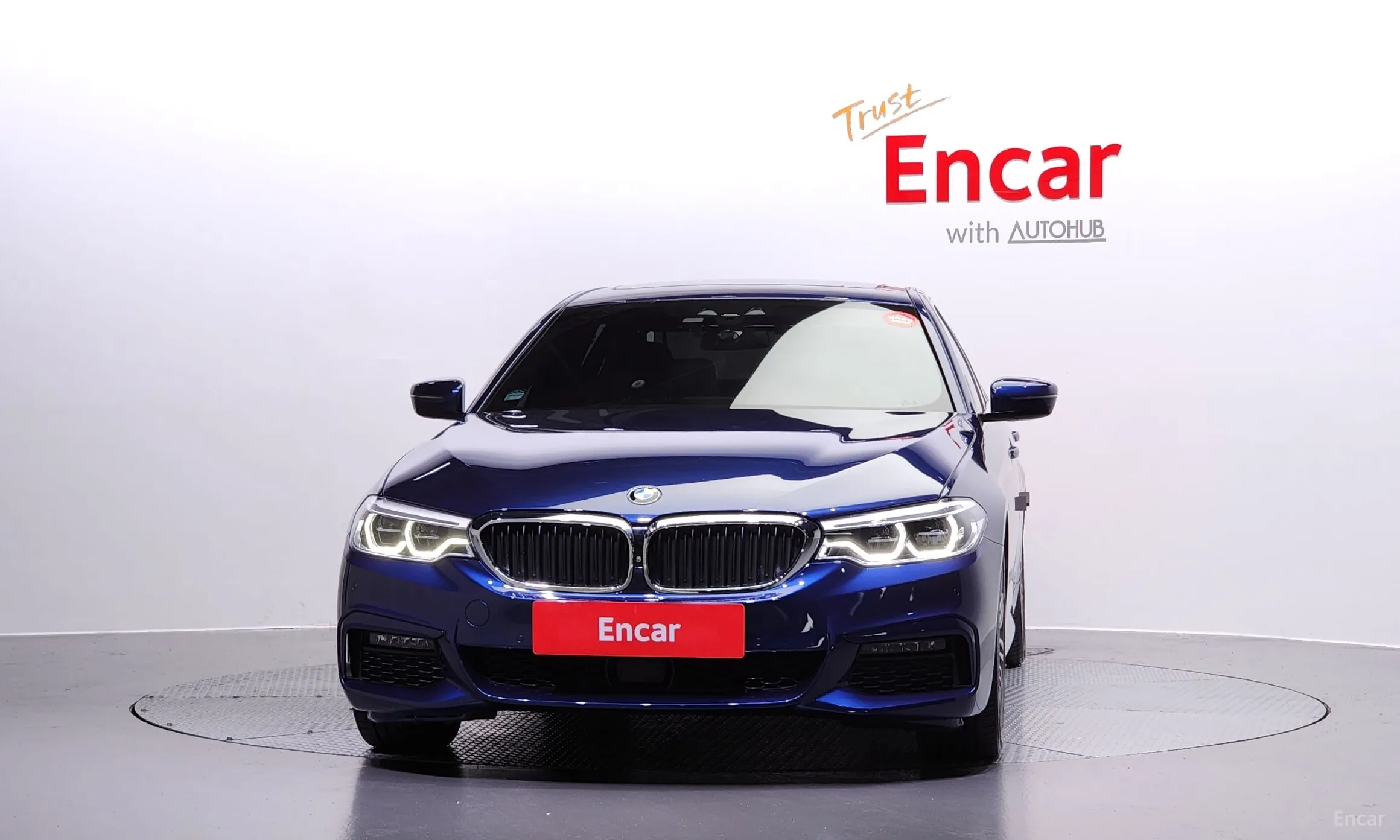 BMW 5 Series (G30) превью 2