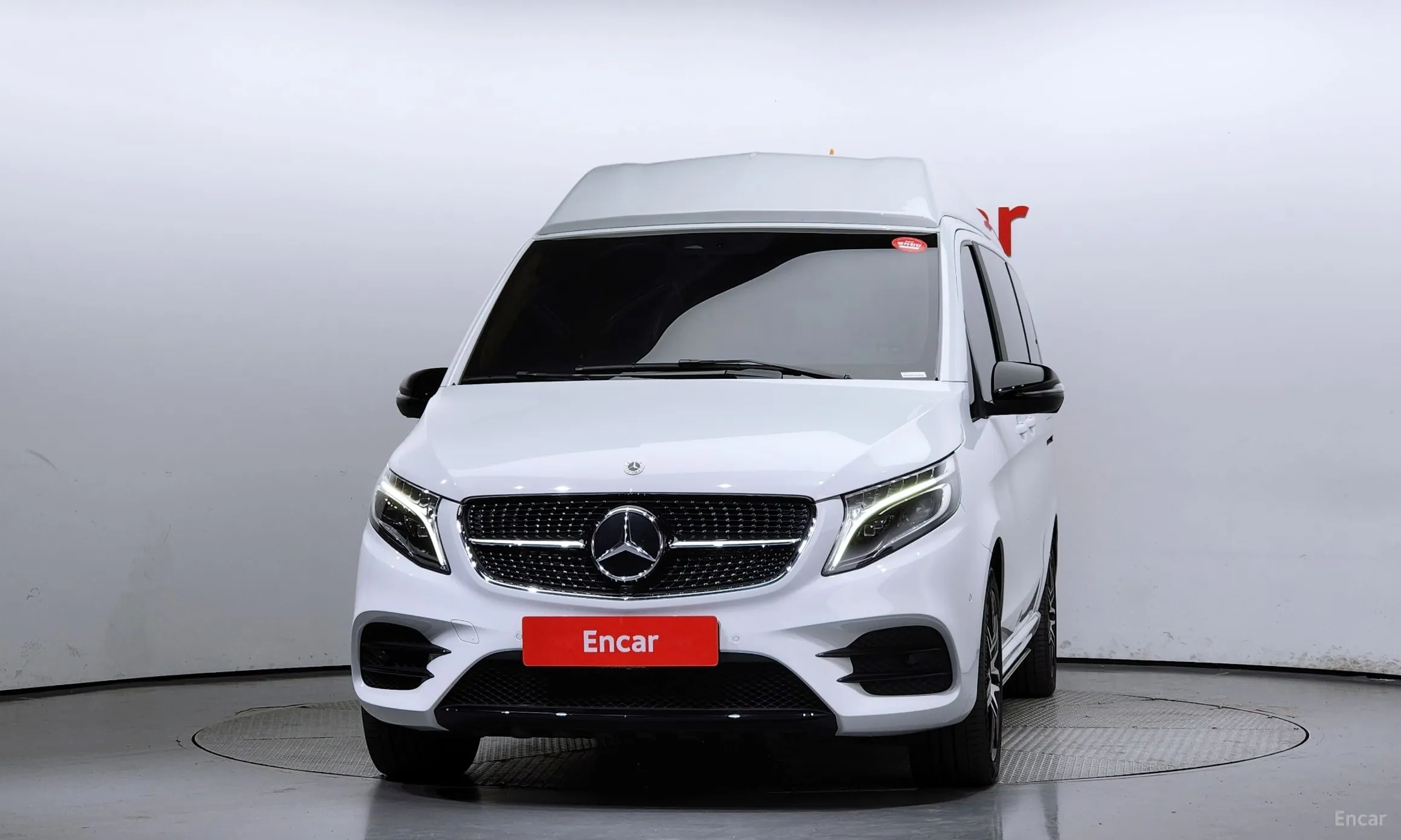 Mercedes Benz V-Class