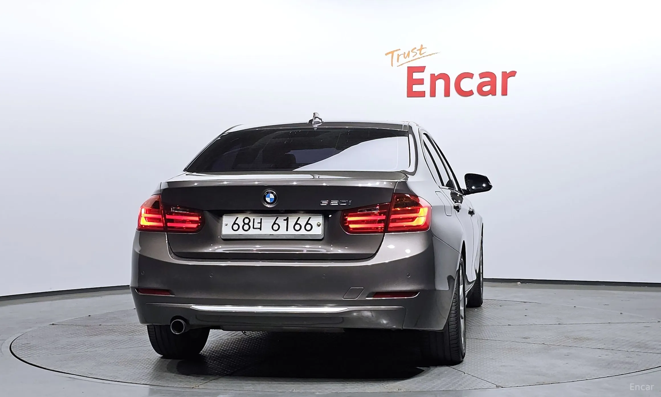 BMW 3 Series (F30) превью 3