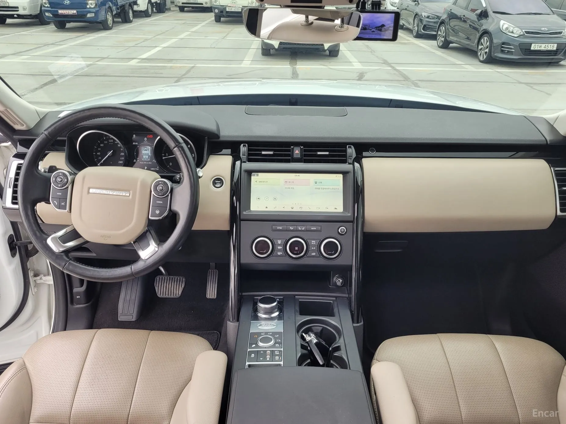 Land Rover Discovery 5 превью 4