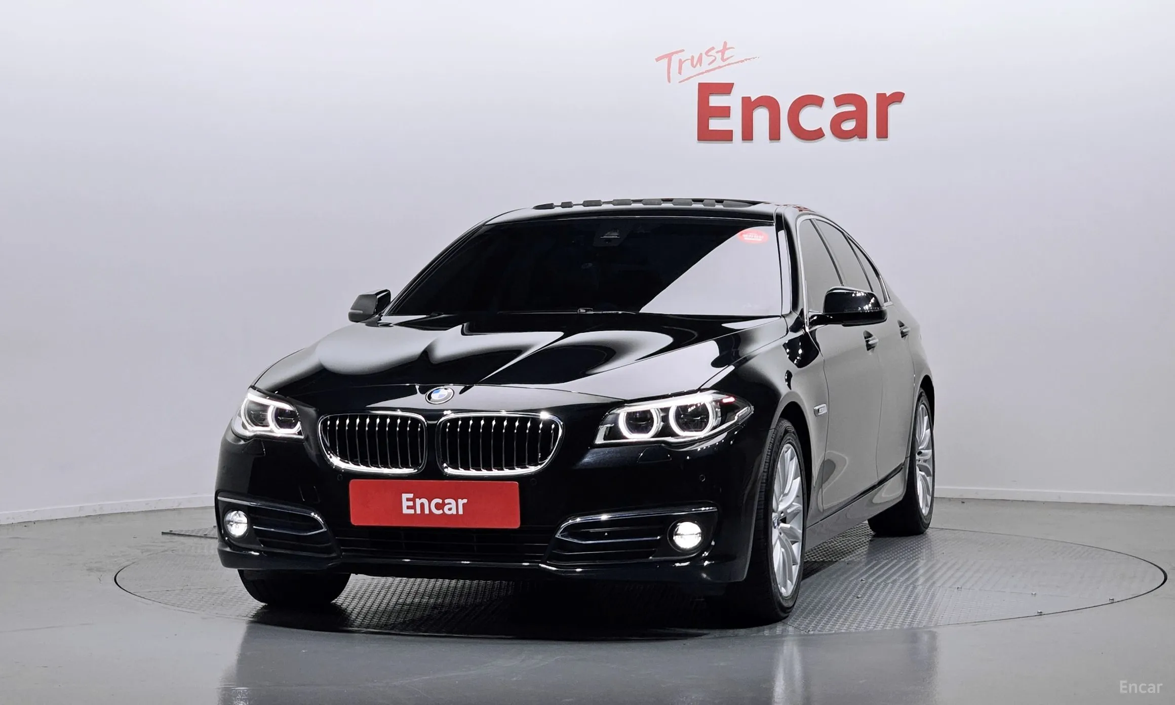 BMW 5 Series (F10) превью 2