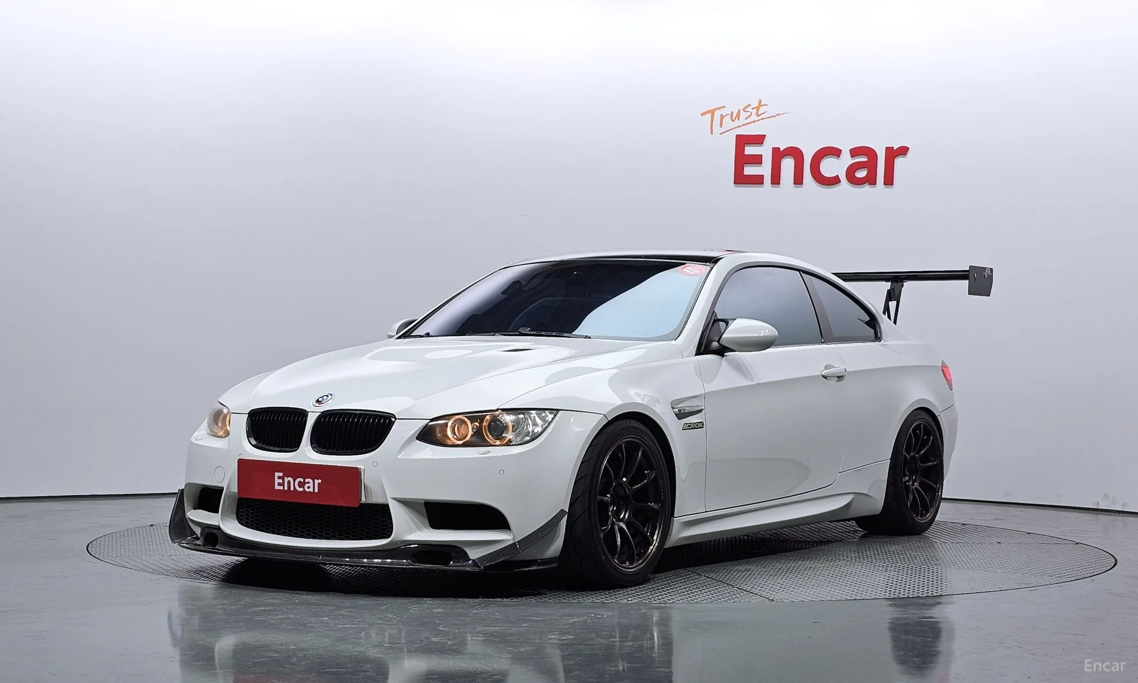 BMW M3 (E90)