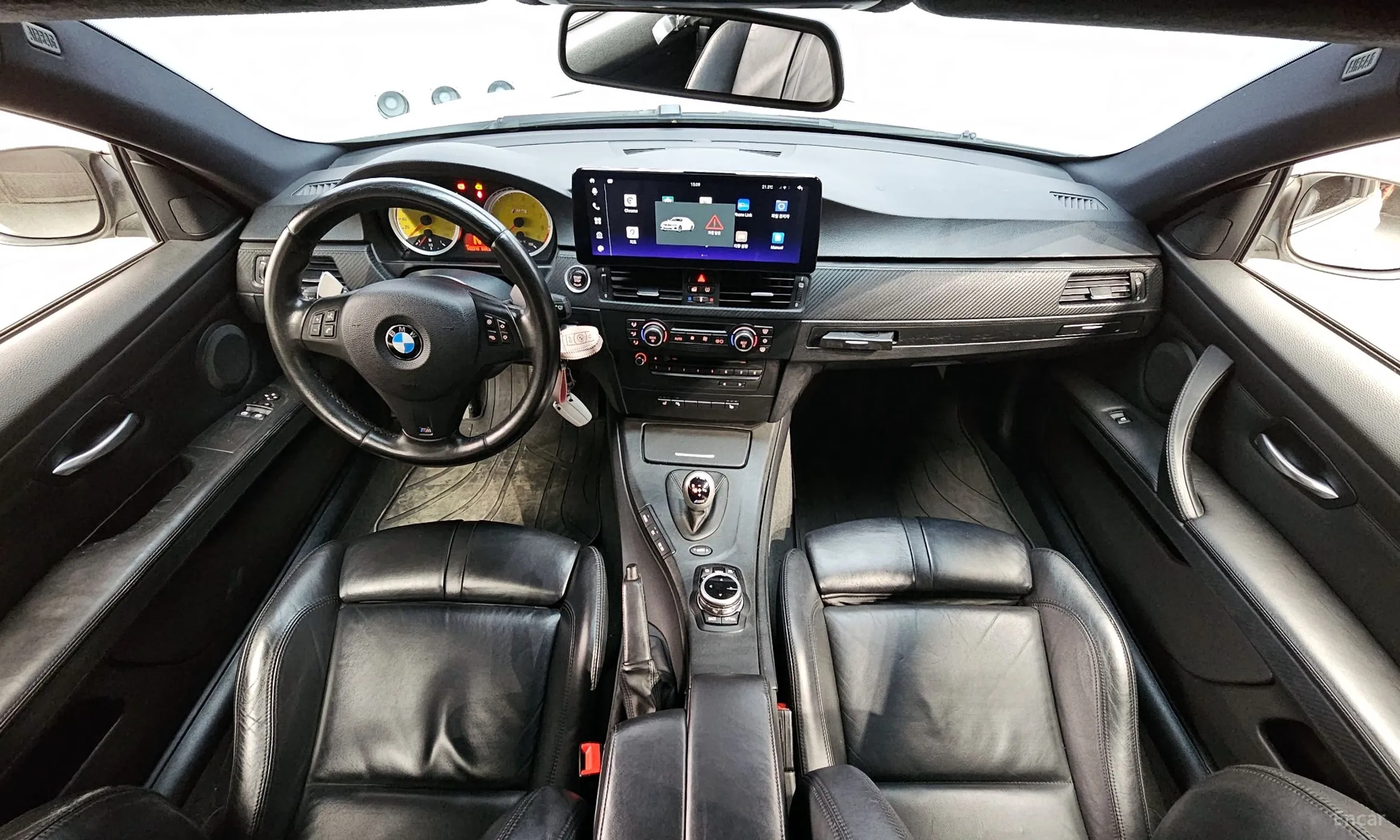 BMW M3 (E90) превью 4
