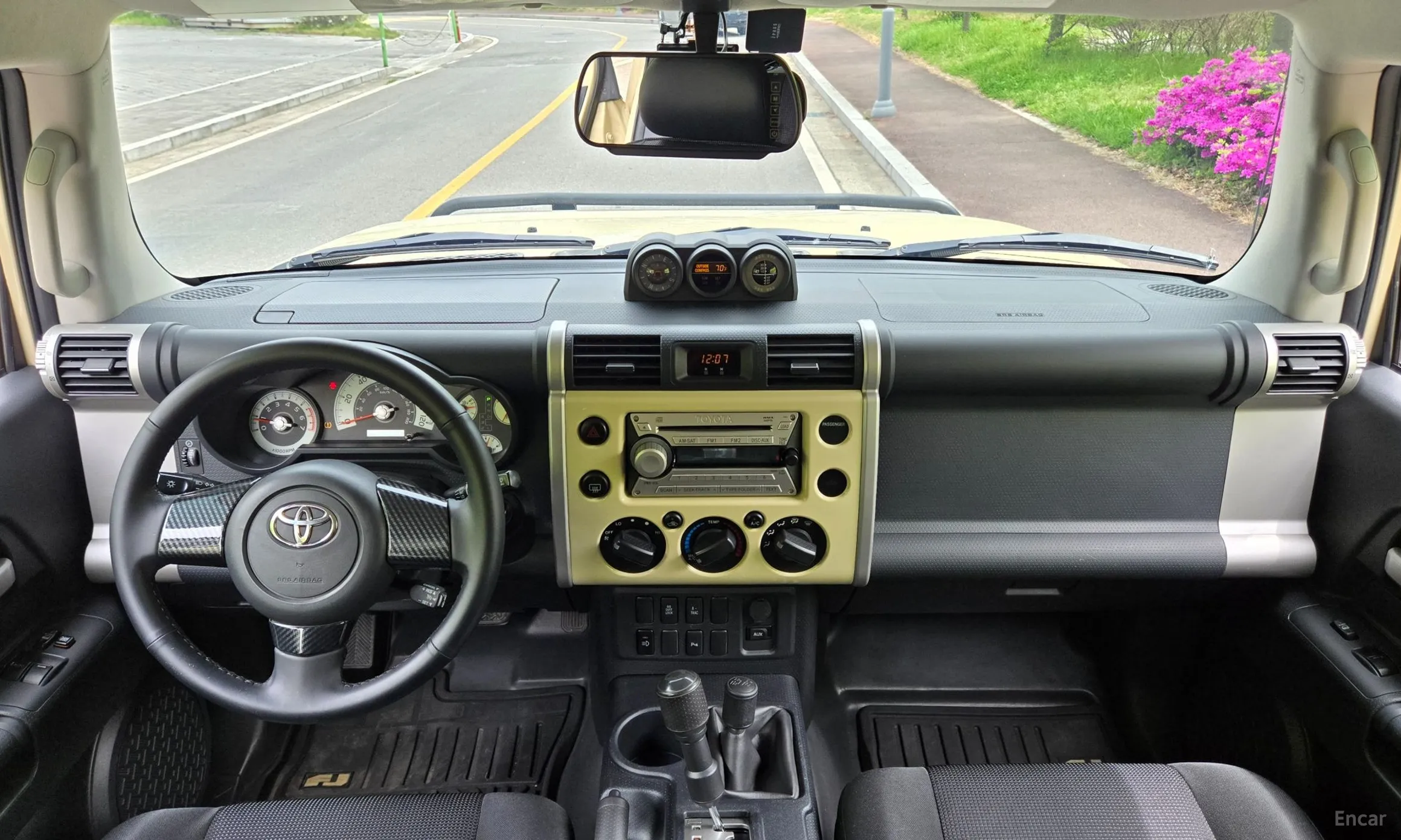 Toyota FJ Cruiser превью 7