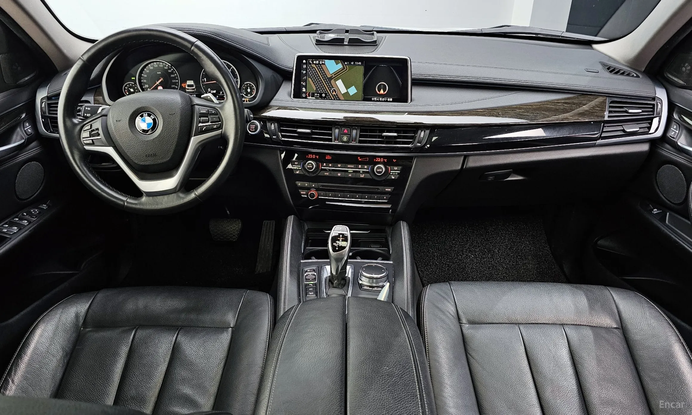 BMW X6 (F16) превью 4