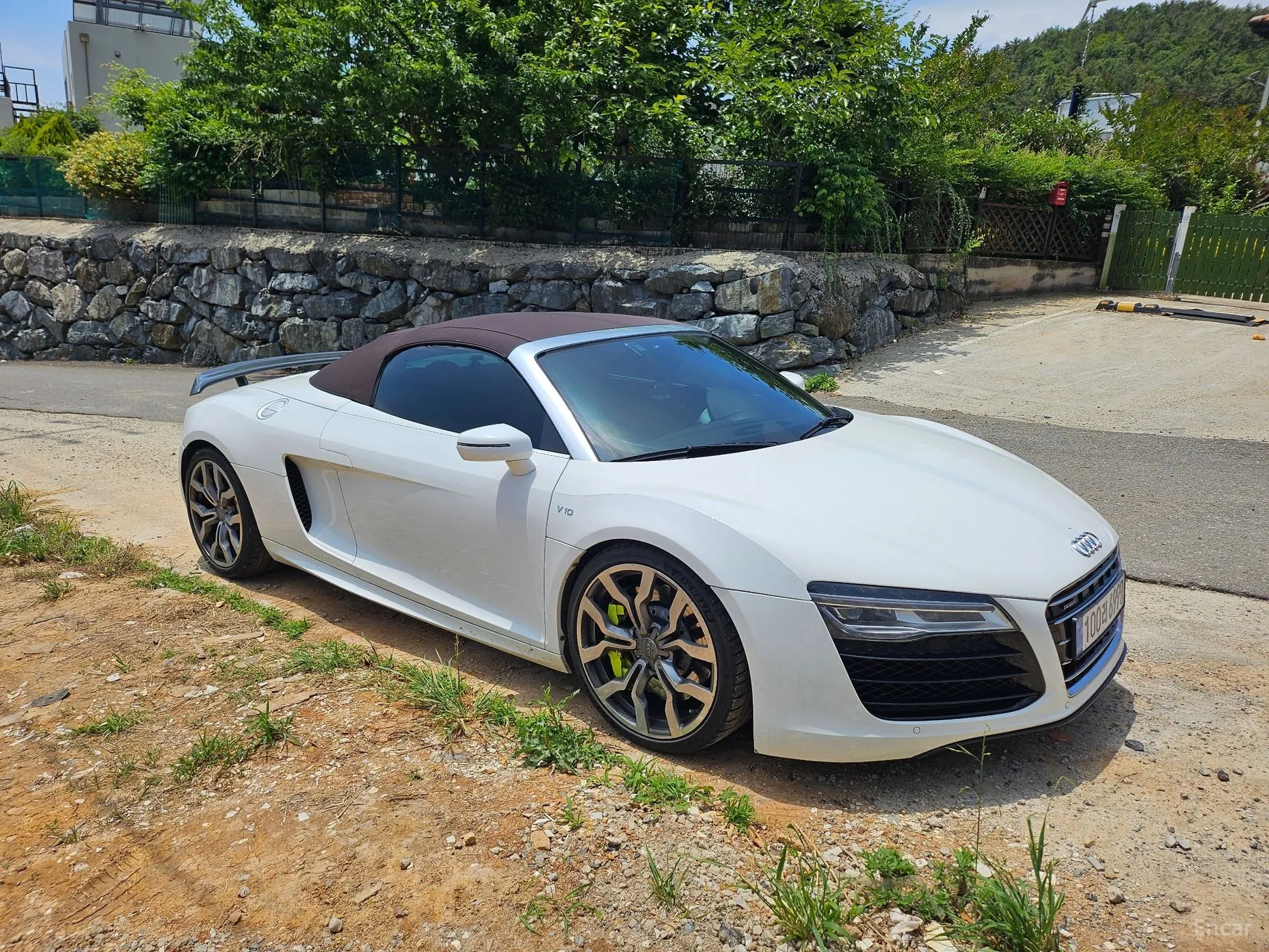 Audi R8