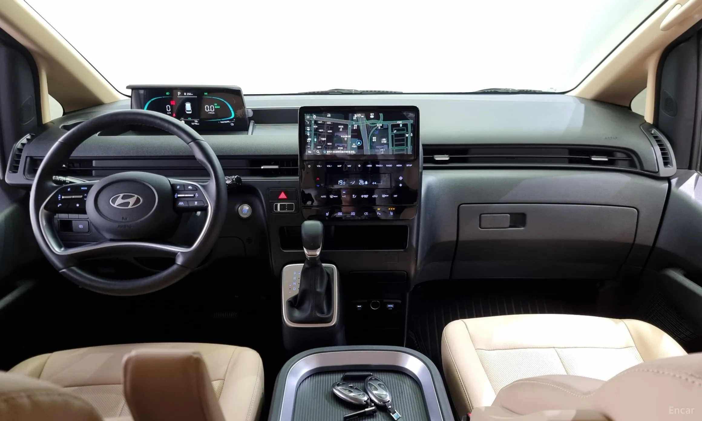 Hyundai Staria превью 4