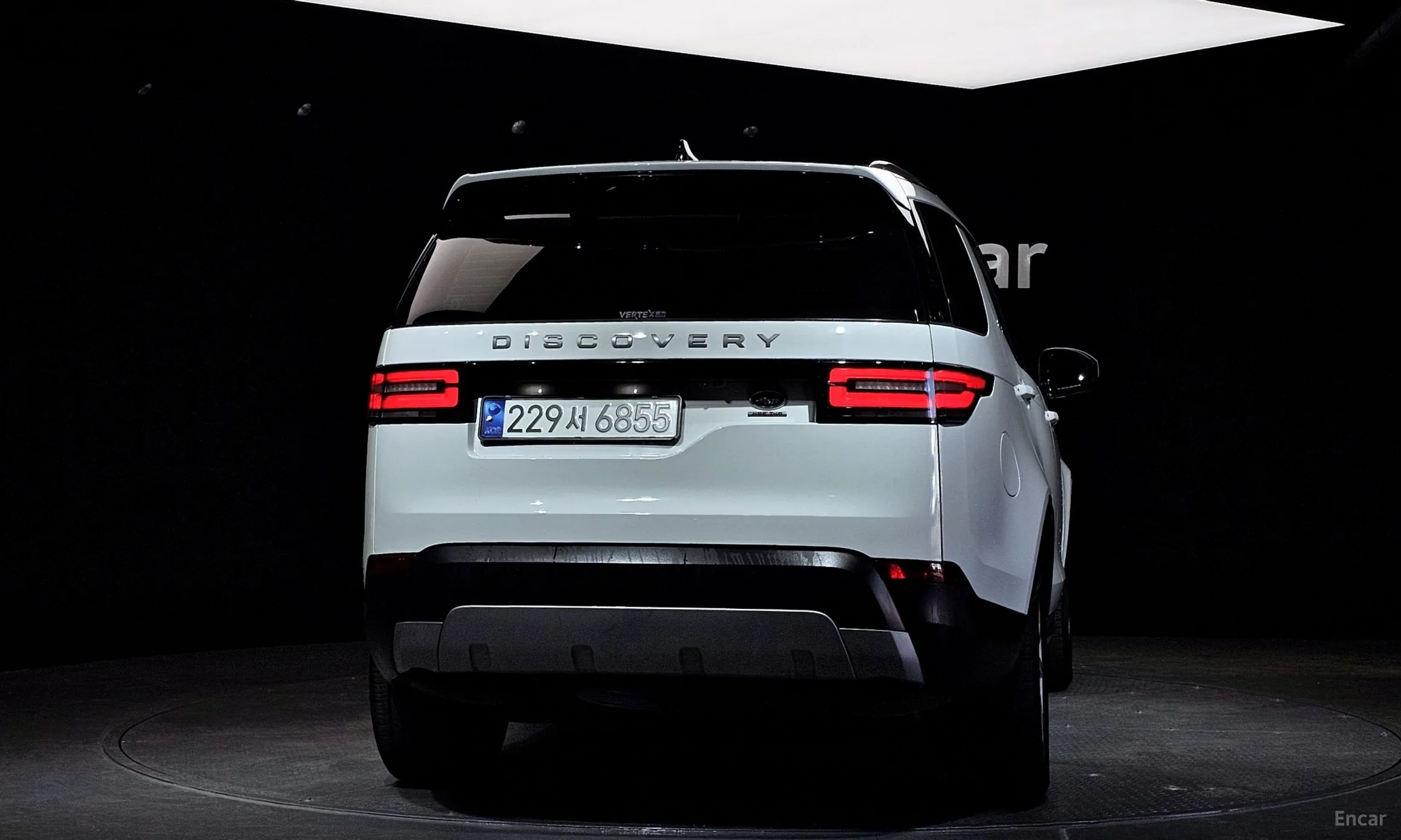Land Rover Discovery 5 превью 3