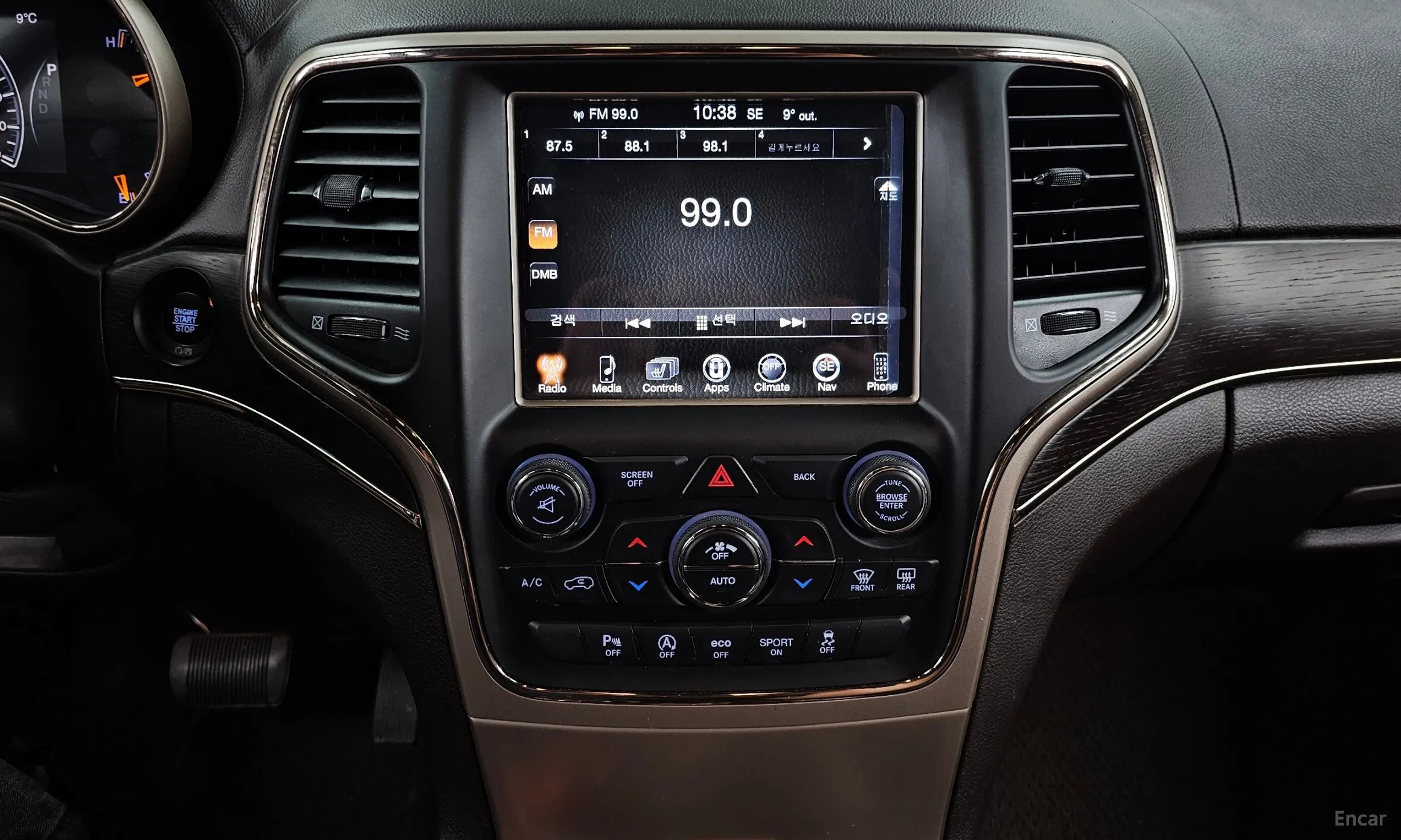 Jeep Grand Cherokee превью 14