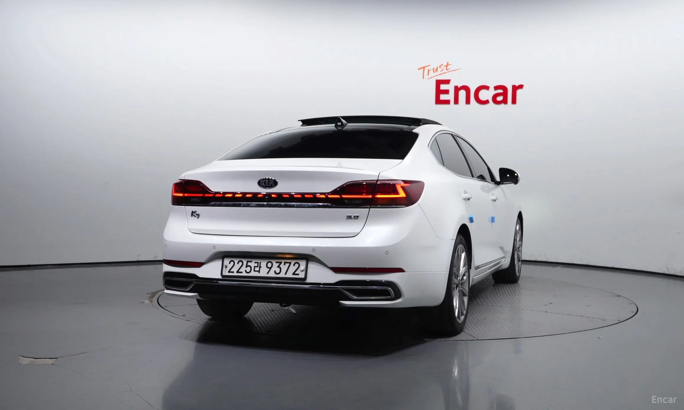 Kia K7 Premier превью 3